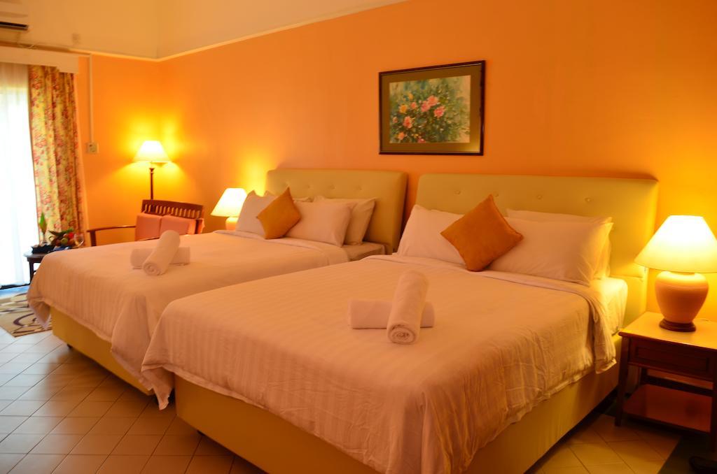 Double or Twin Deluxe