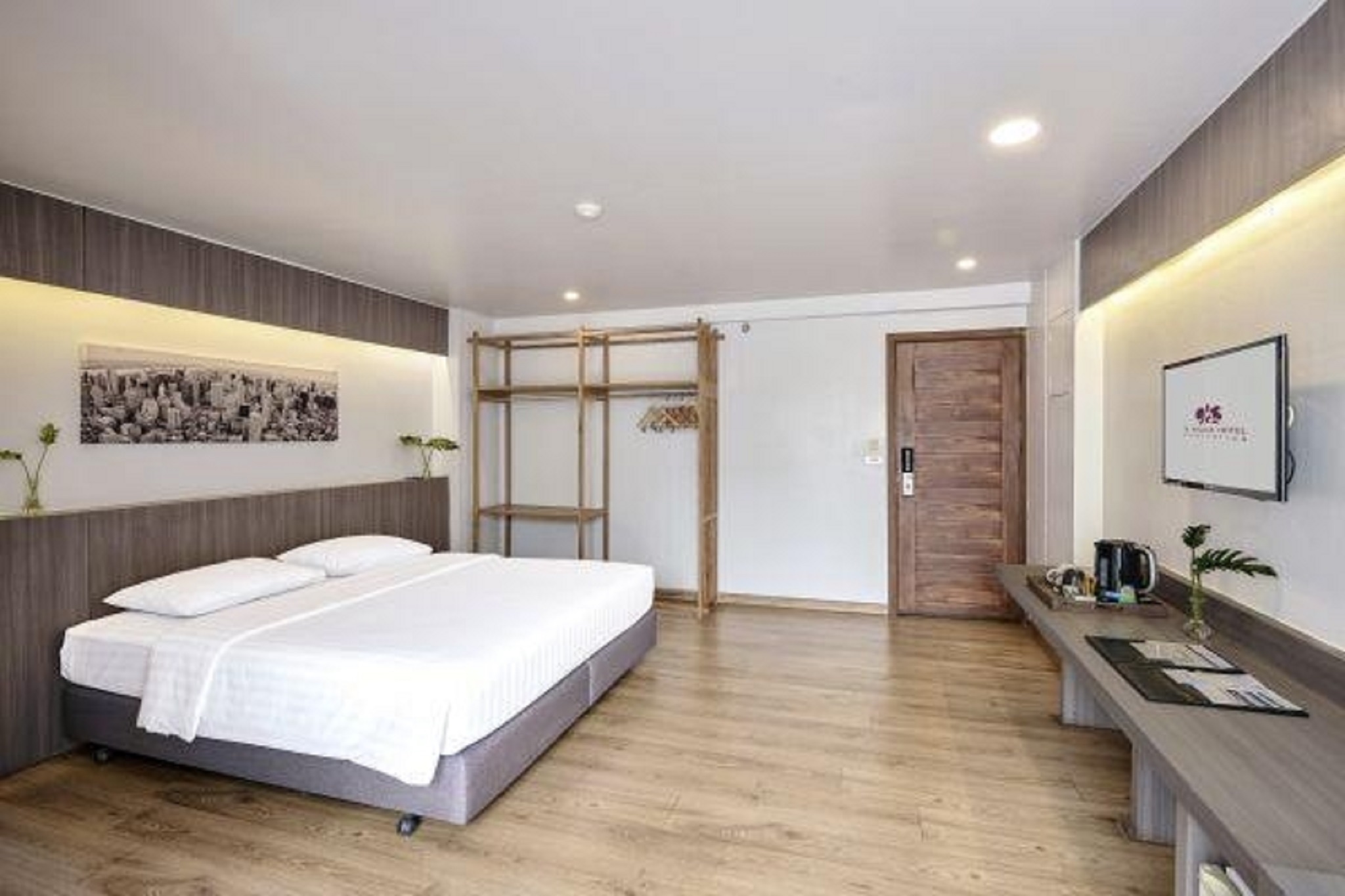 Double or Twin Standard