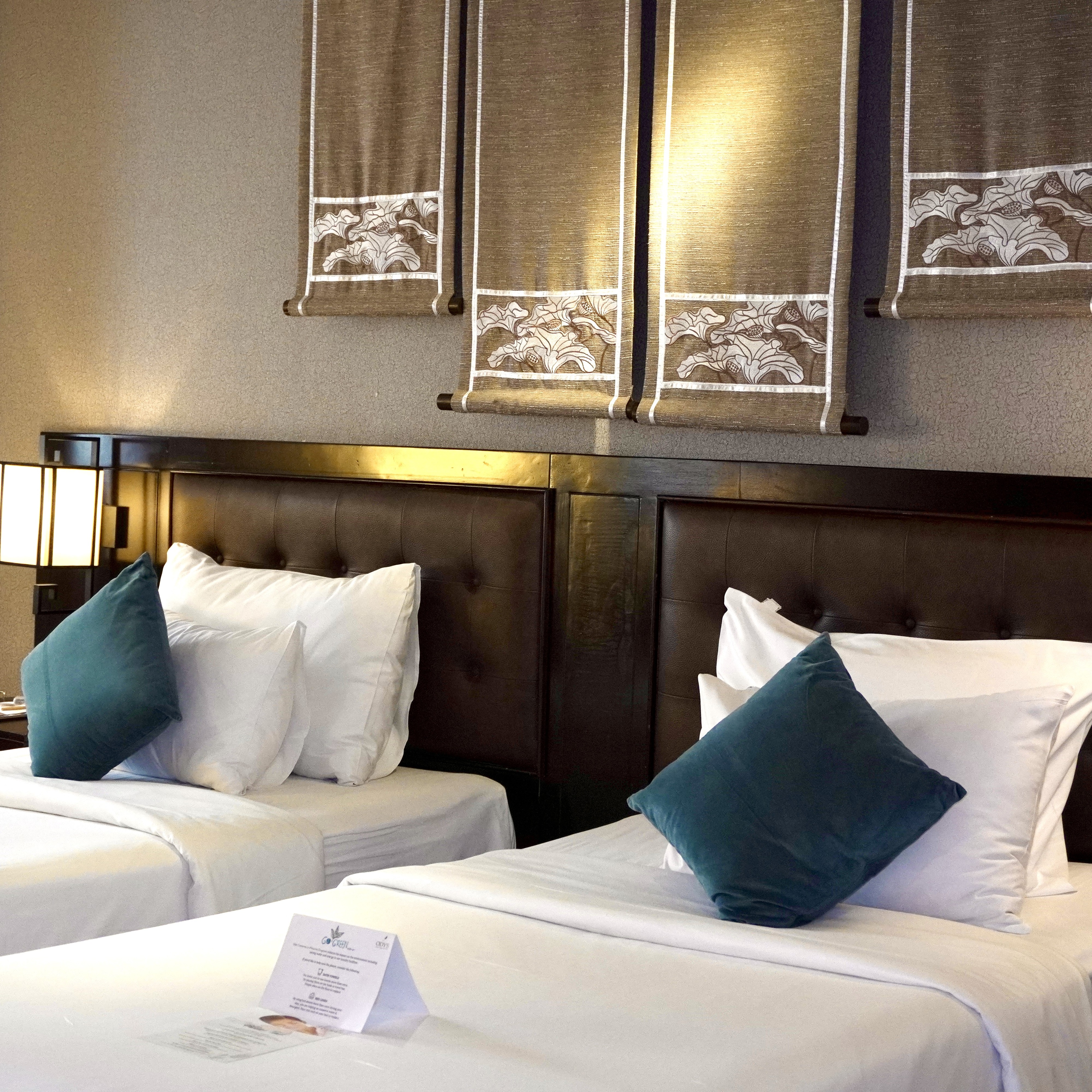 Room Two Beds