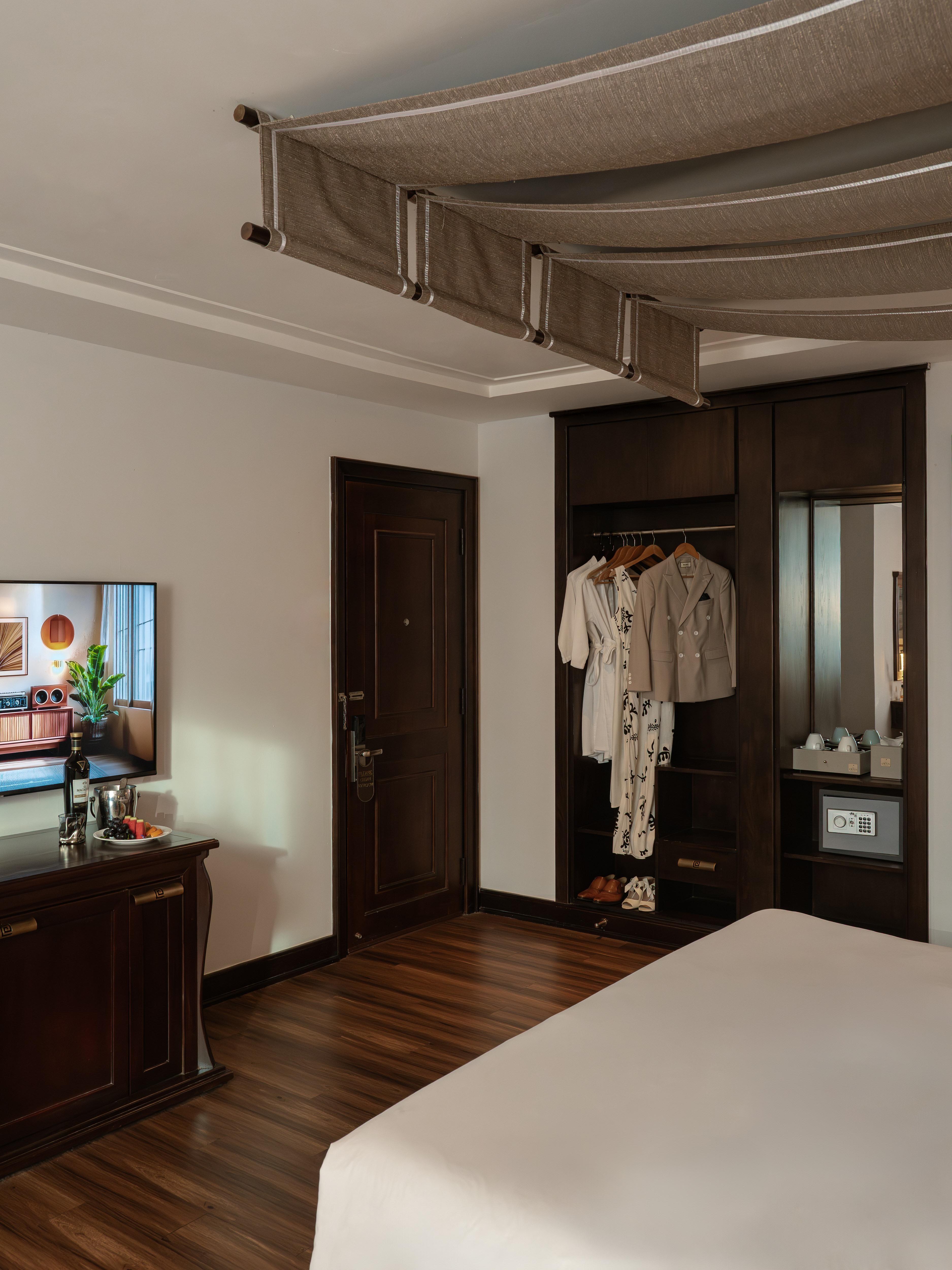 Room Premium