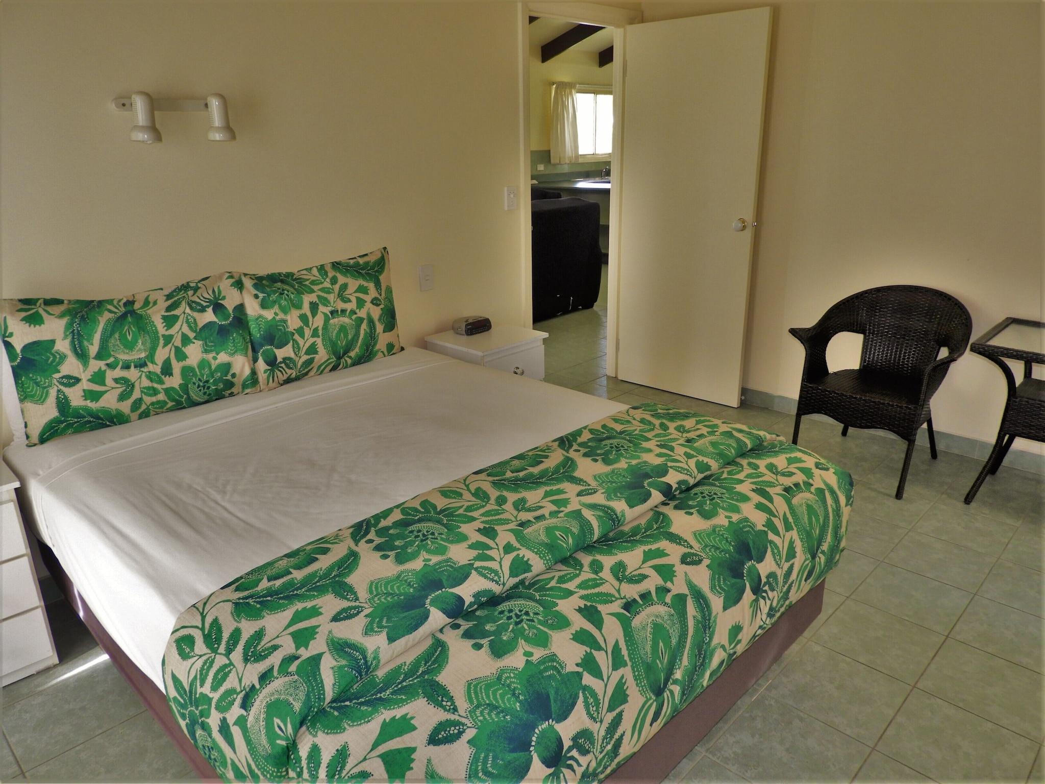 Villa Garden View King Bed