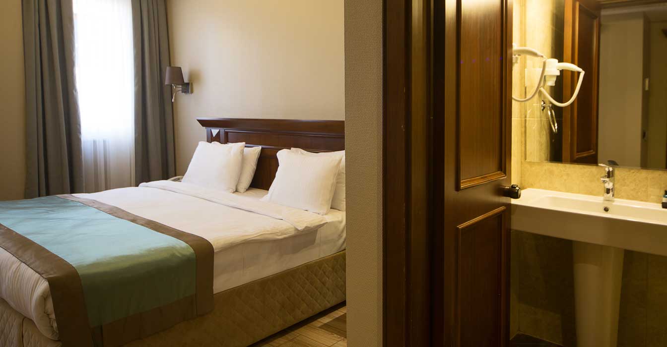 Double or Twin Deluxe