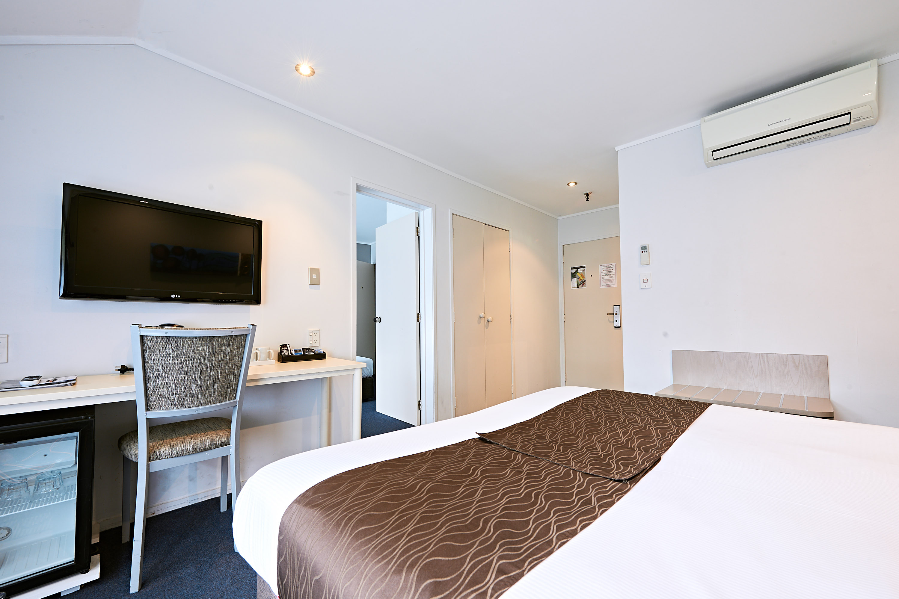 Family Room Connecting Room