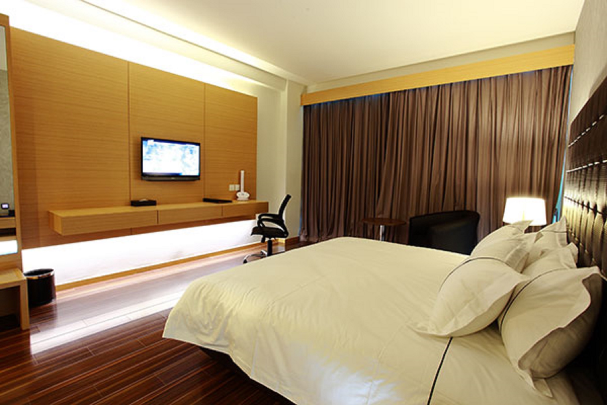 Double Superior King Bed