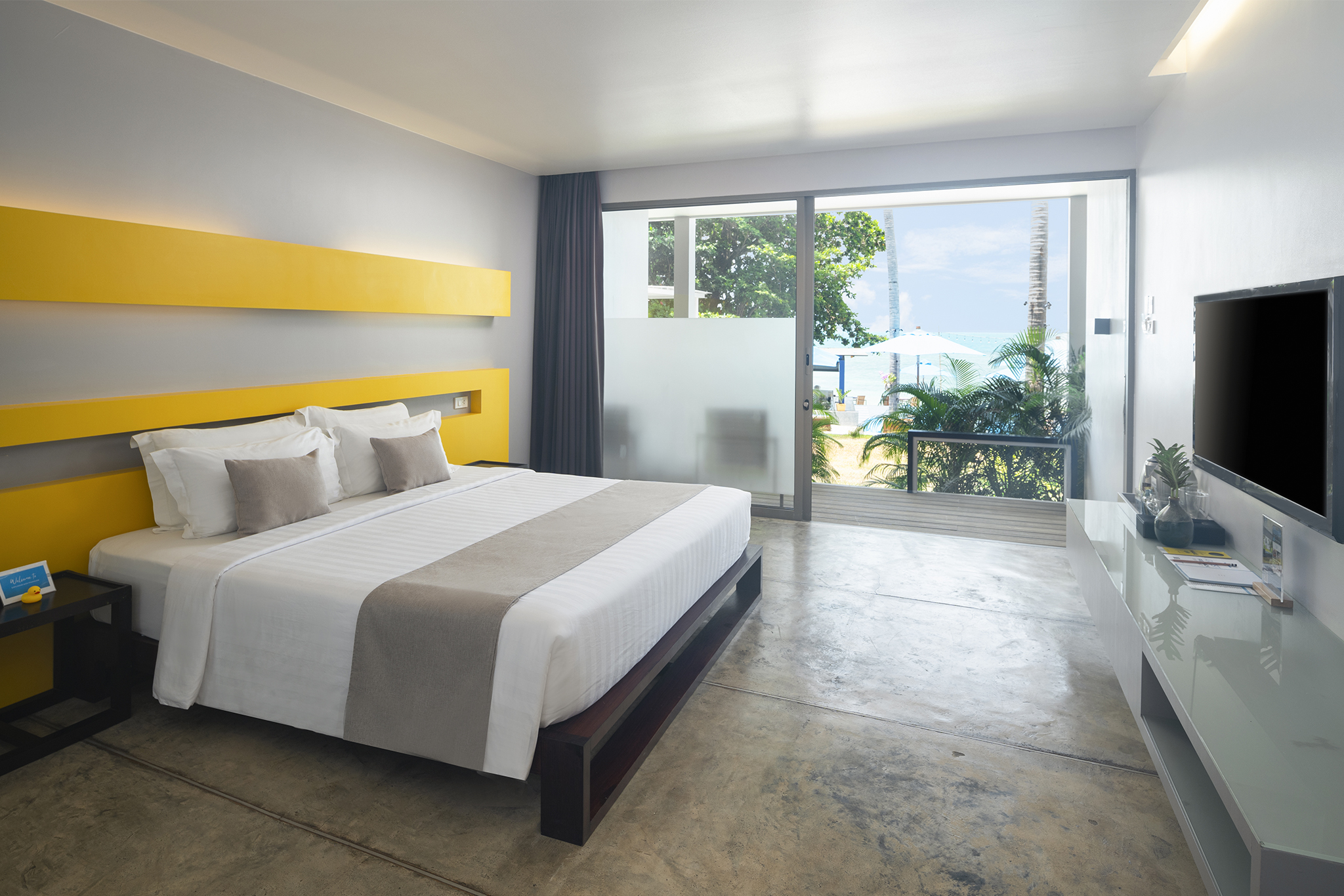 Double or Twin Deluxe Pool View