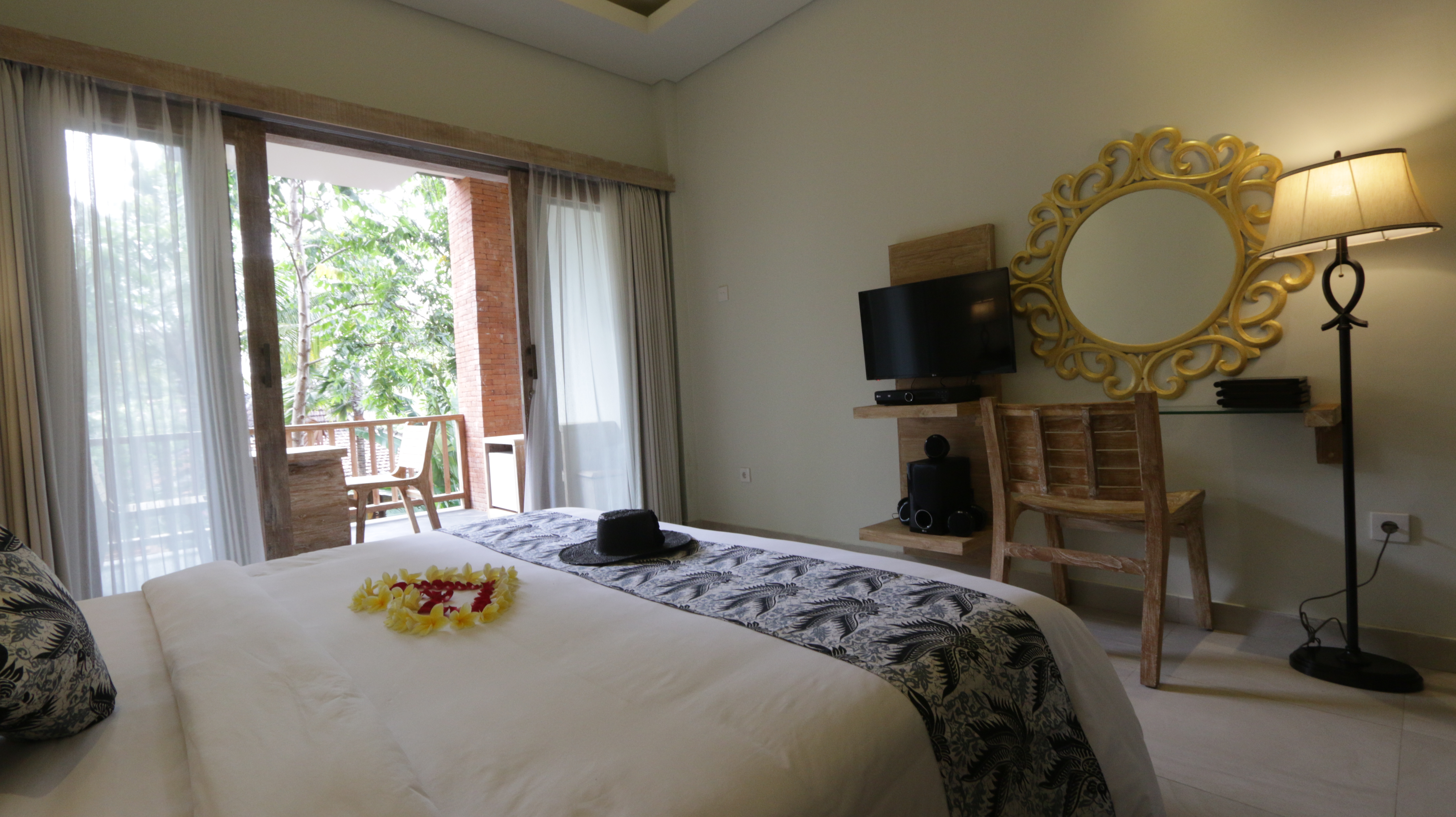 Double or Twin Deluxe