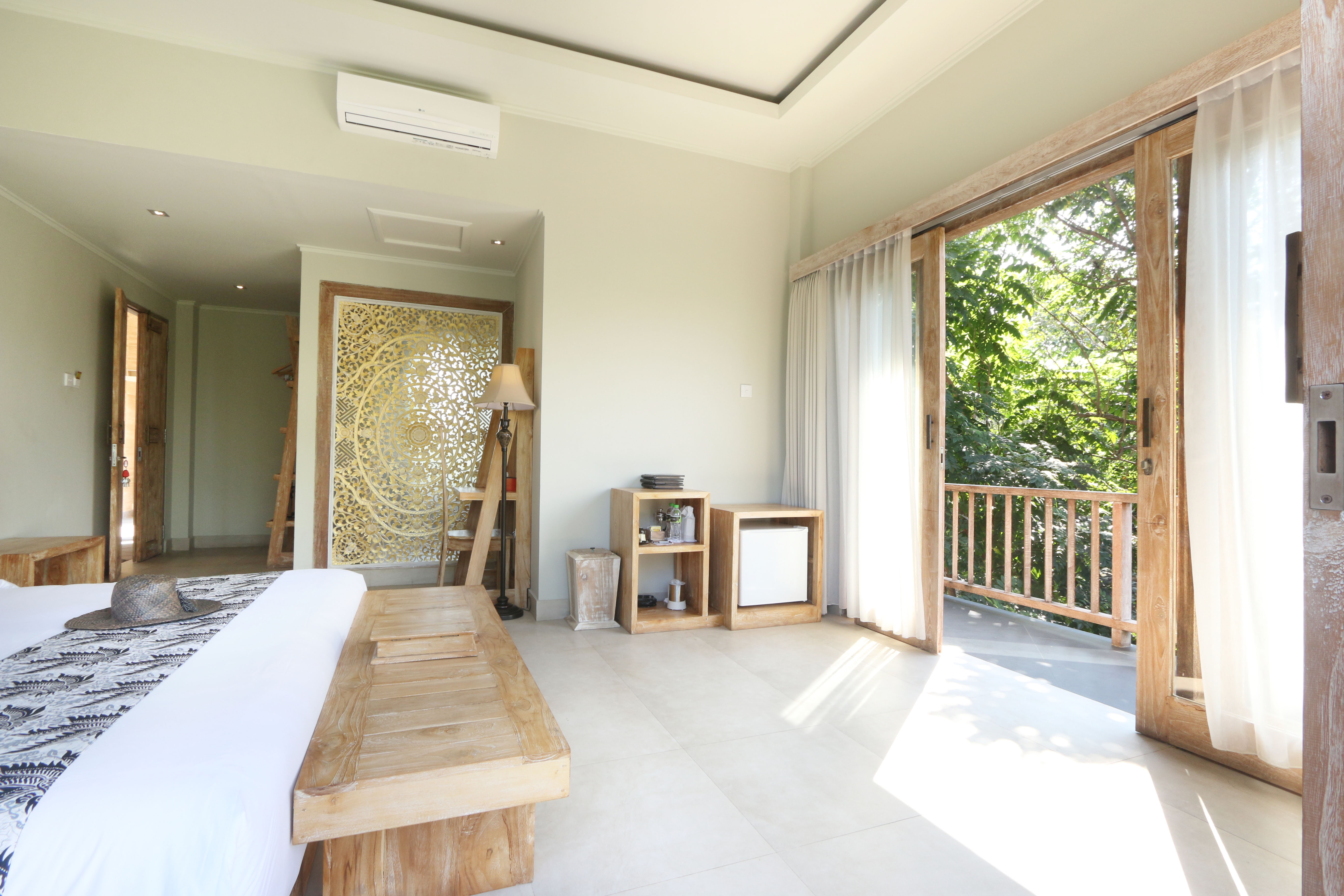 Junior Suite with Balcony