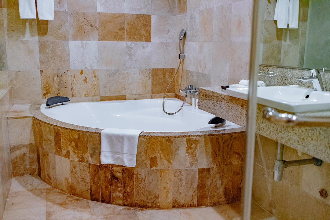 Double or Twin Deluxe