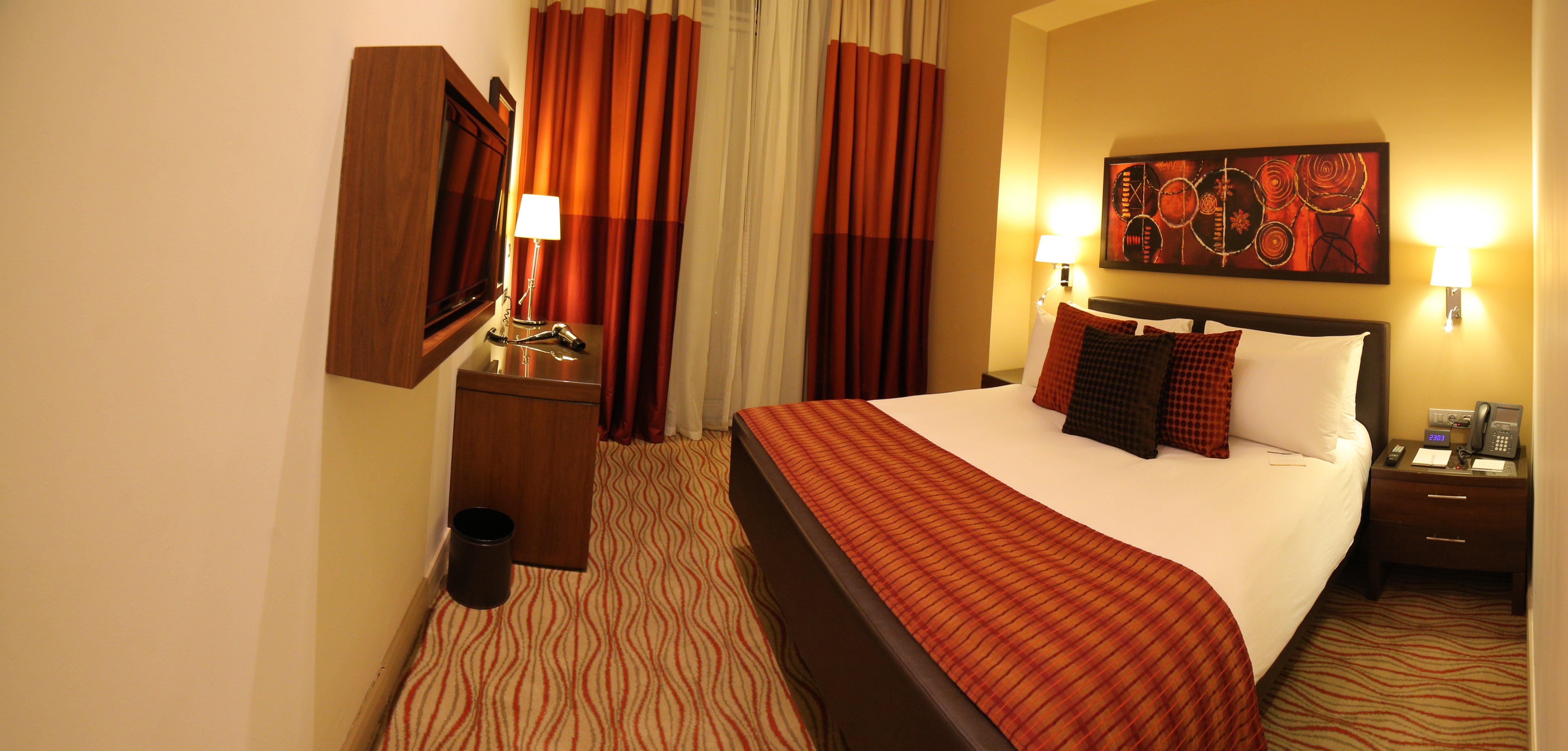 Suite City View King Bed