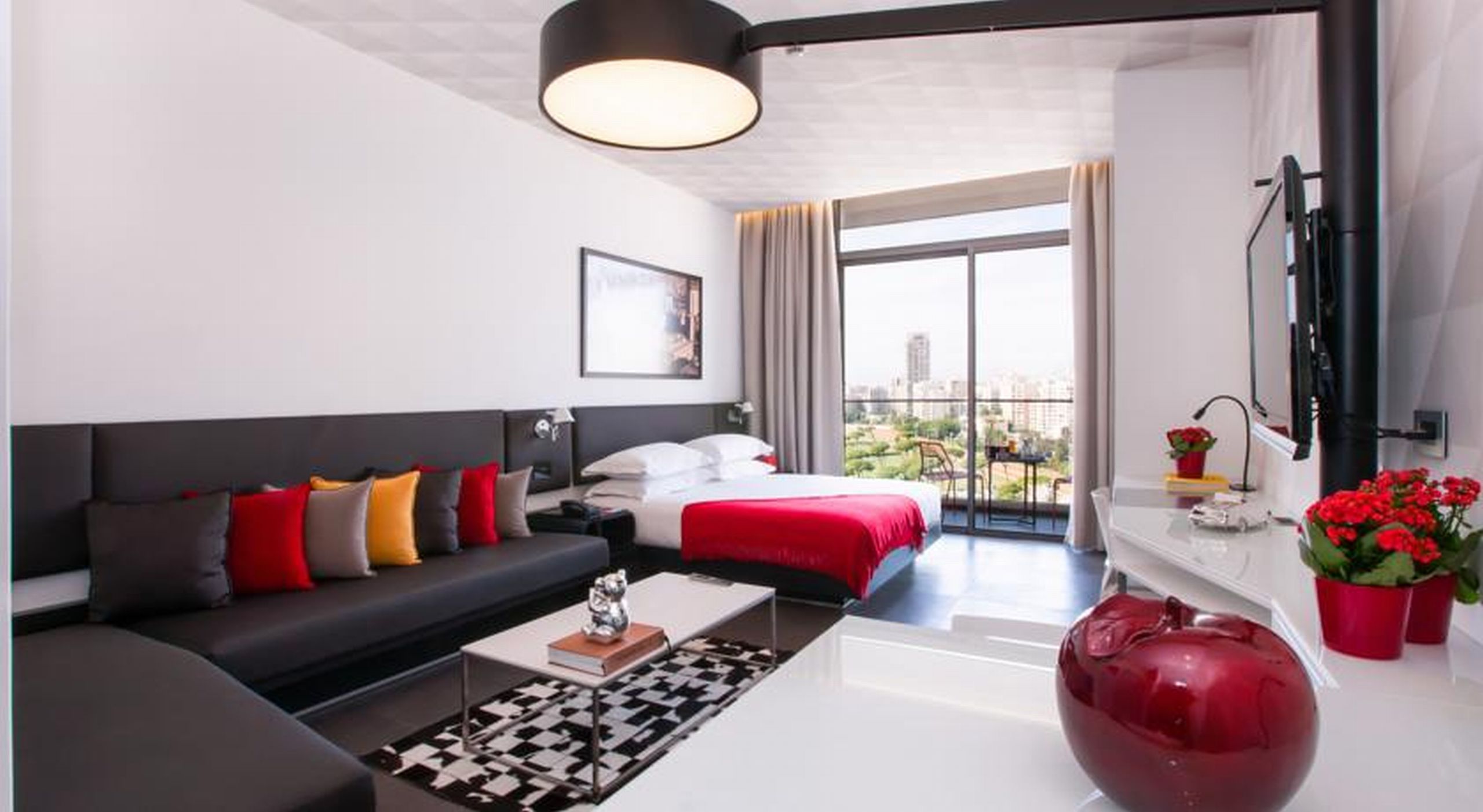 Single Premium King Bed