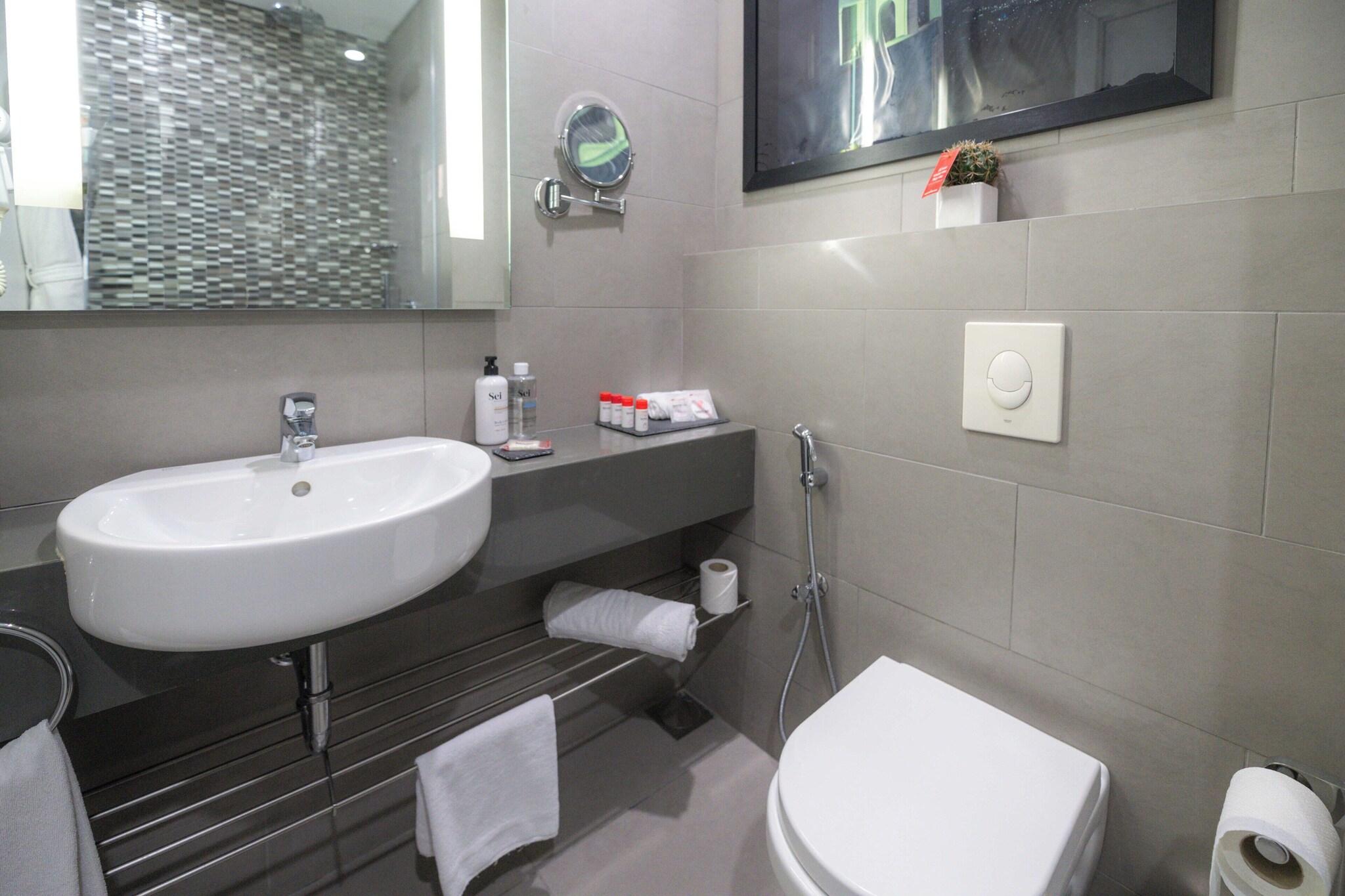 Double Executive King Bed