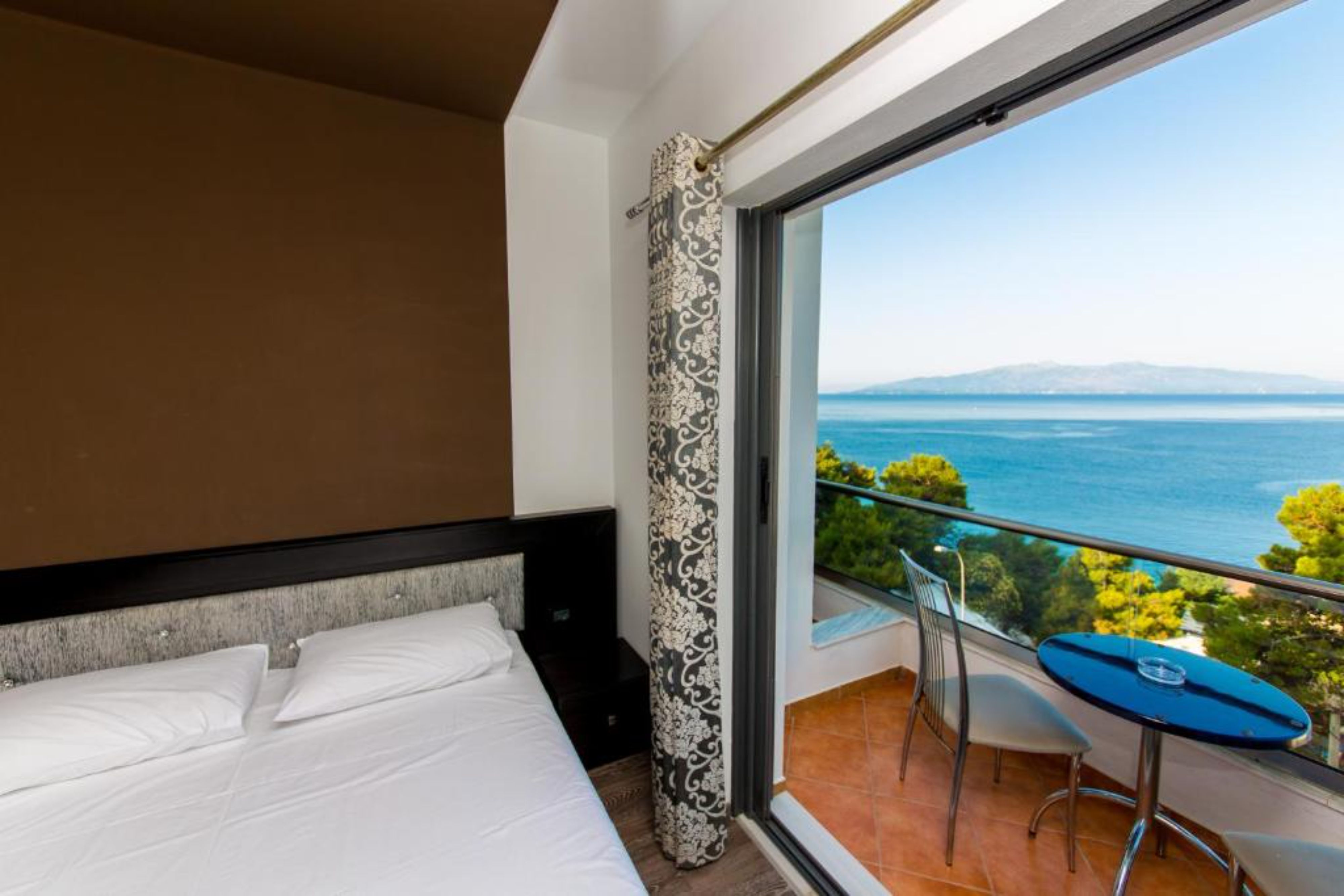 Family Room Side Sea View