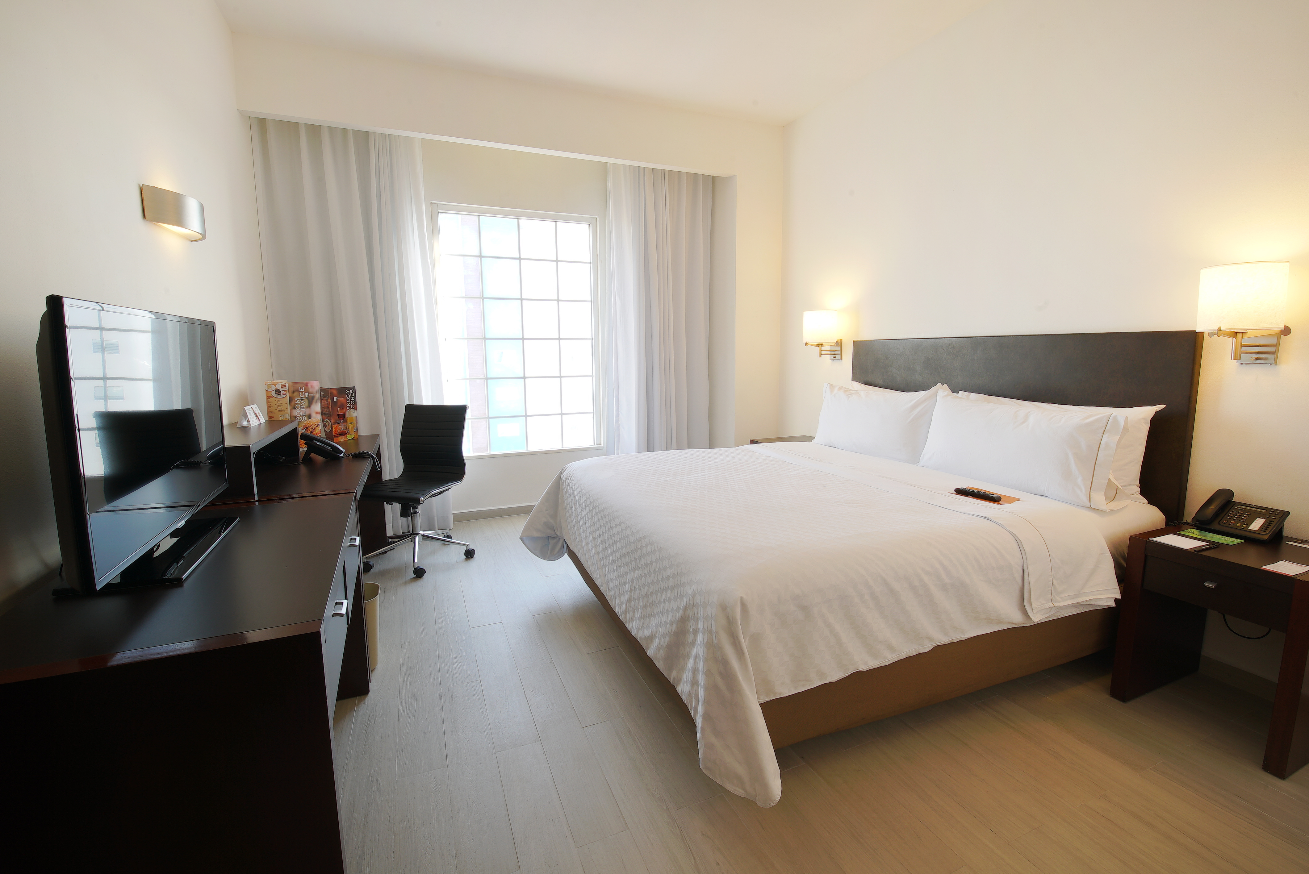 Room Deluxe King Bed