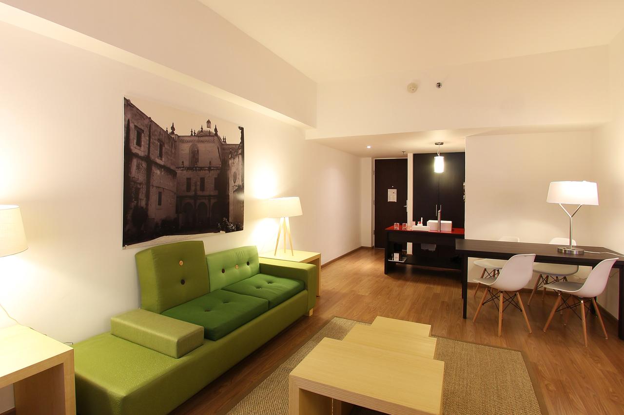 Junior Suite King Size Bed