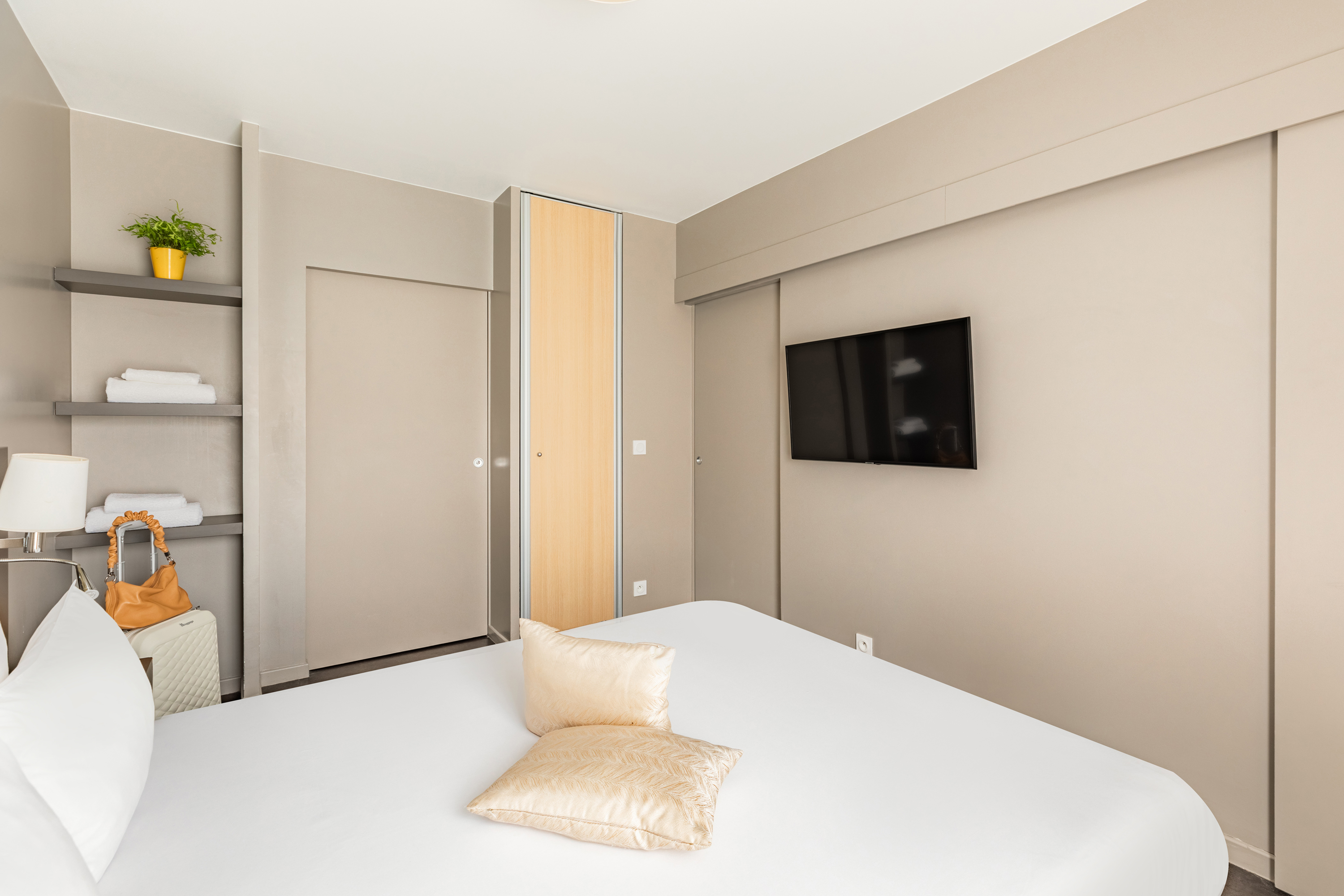 Apartment One Bedroom