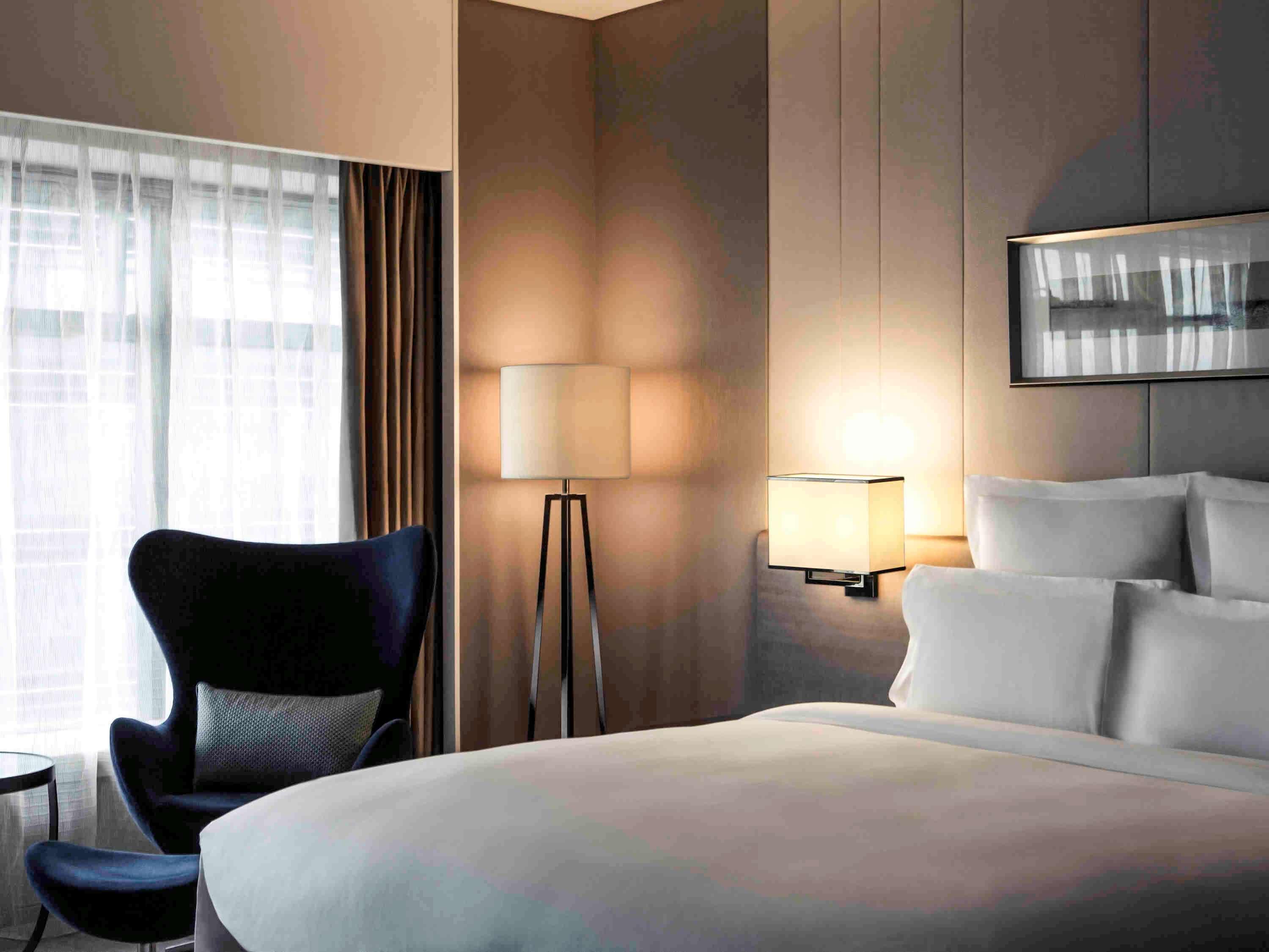 Suite Deluxe King Bed