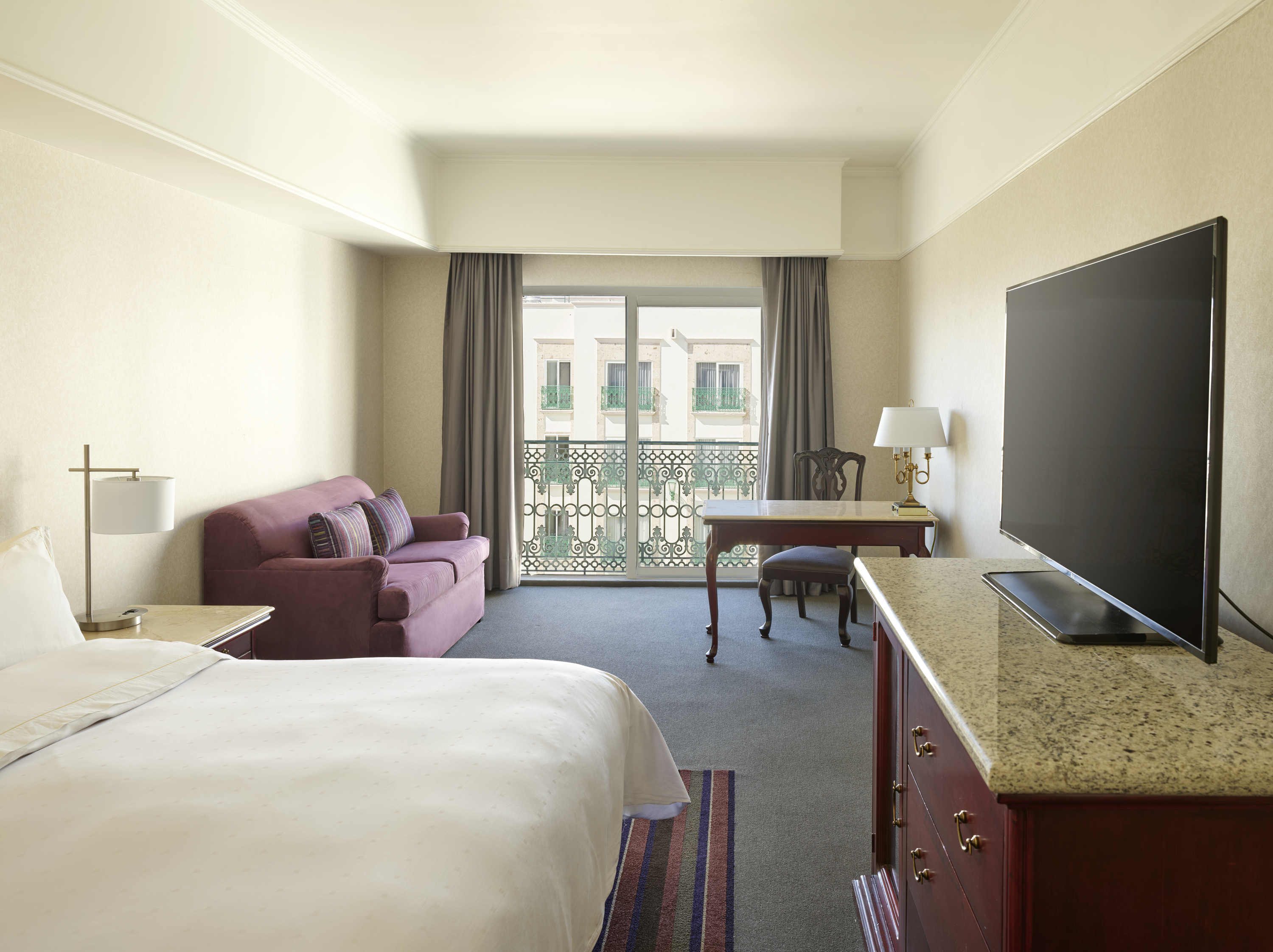 Room Superior King Bed