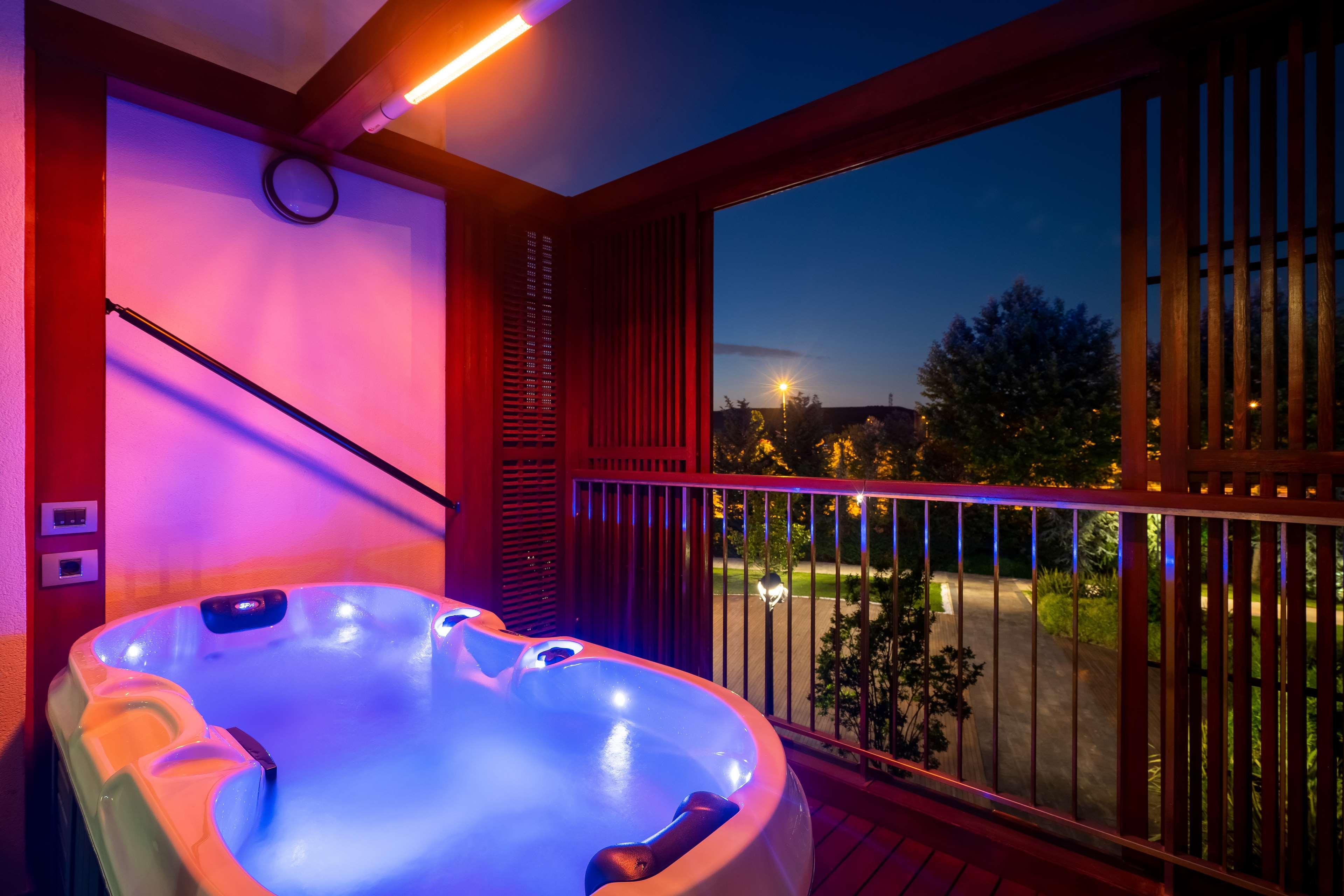 Suite with Jacuzzi