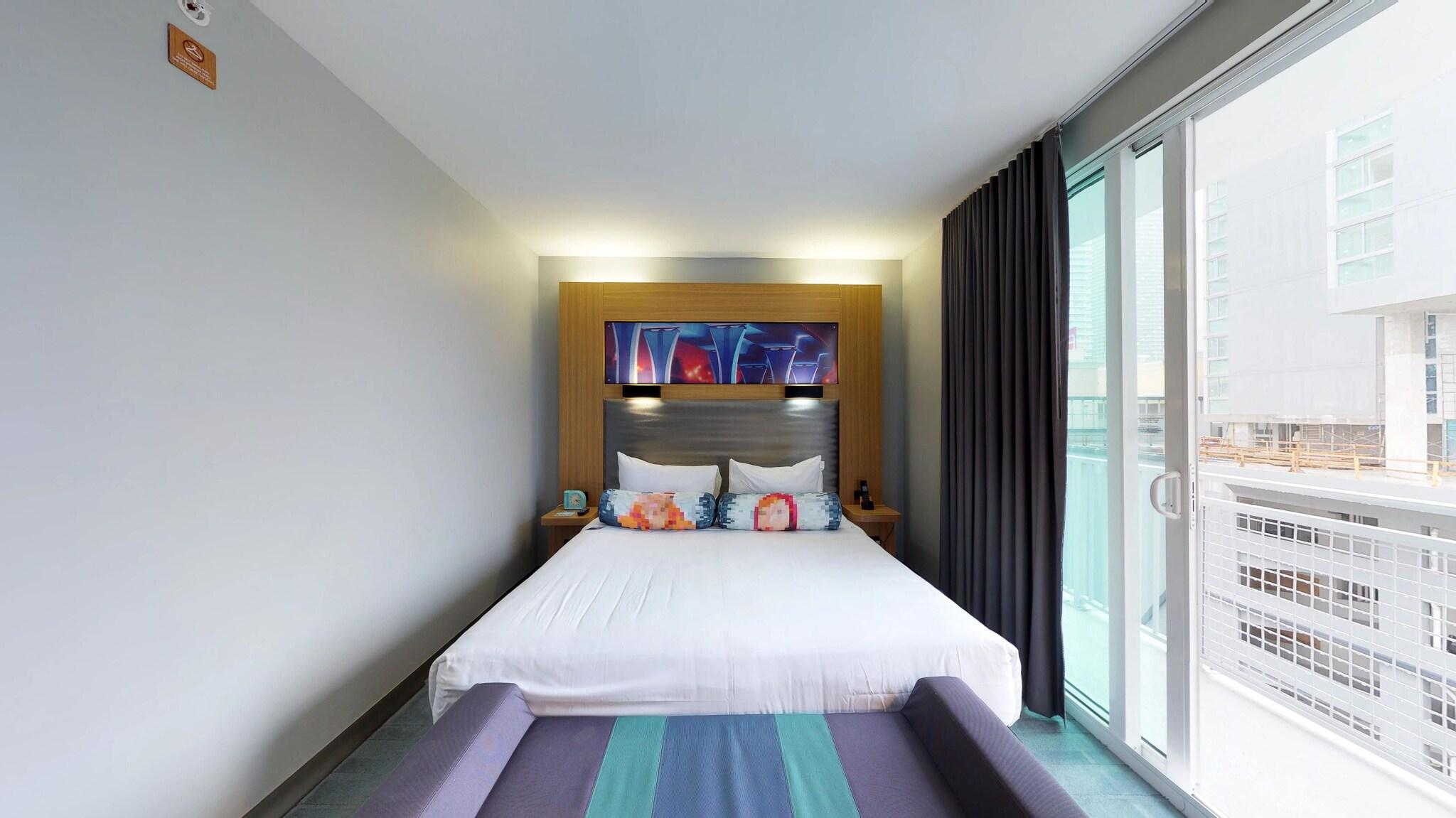 Double City View King Bed