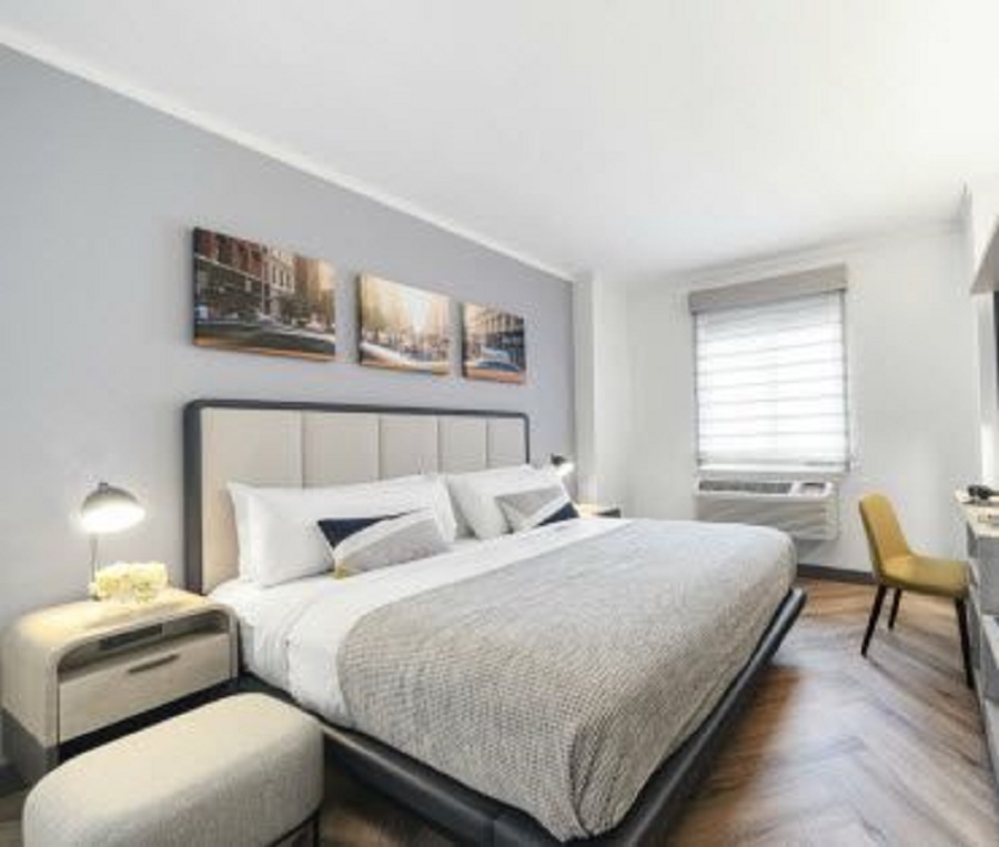 Room Premier King Bed