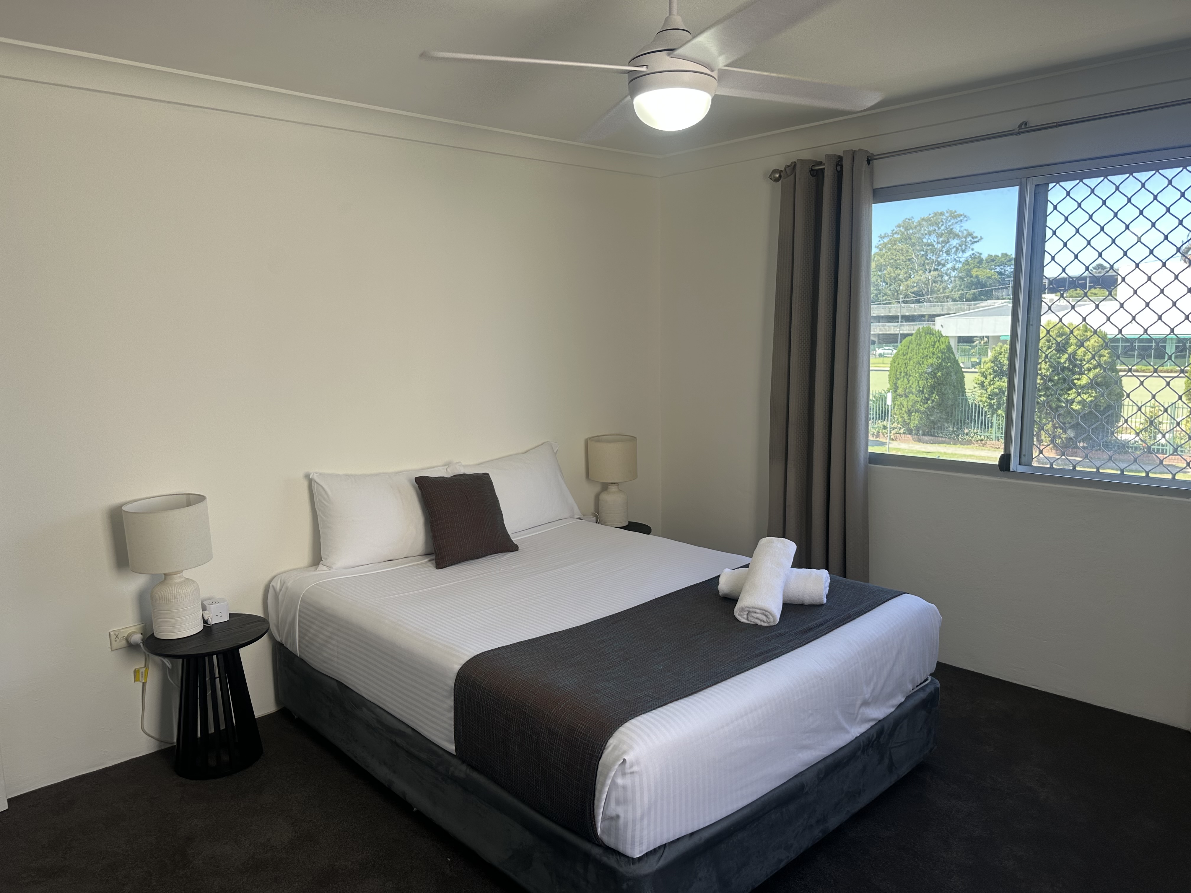 Apartment Two Bedrooms One Bathroom