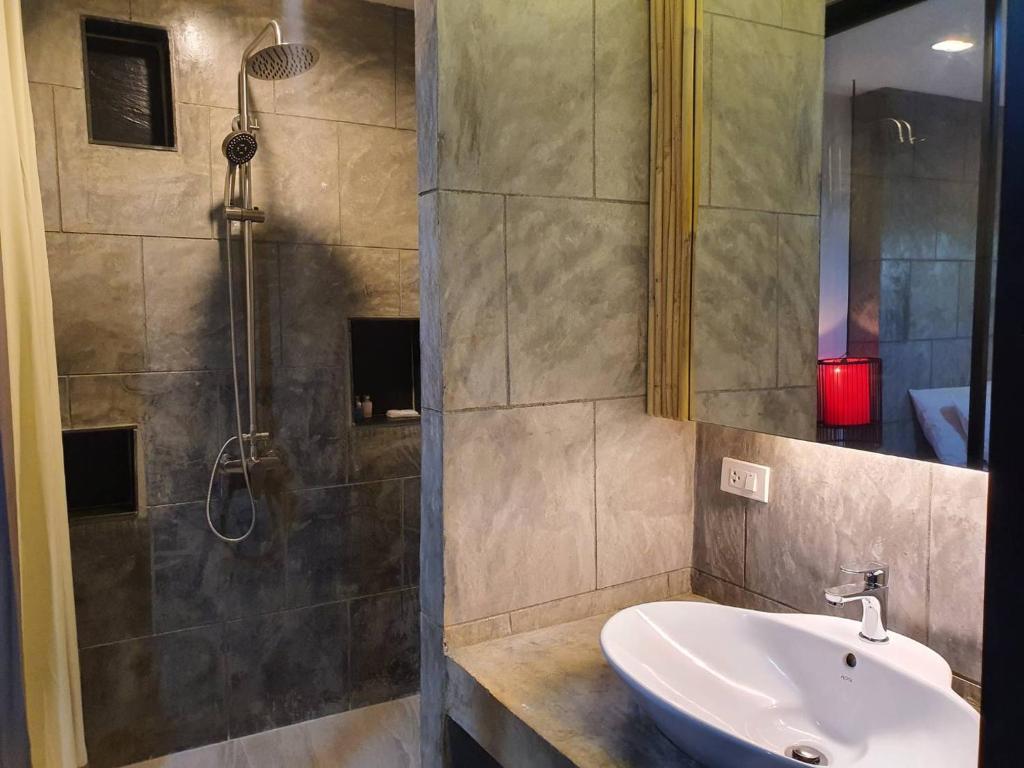 Double or Twin Superior