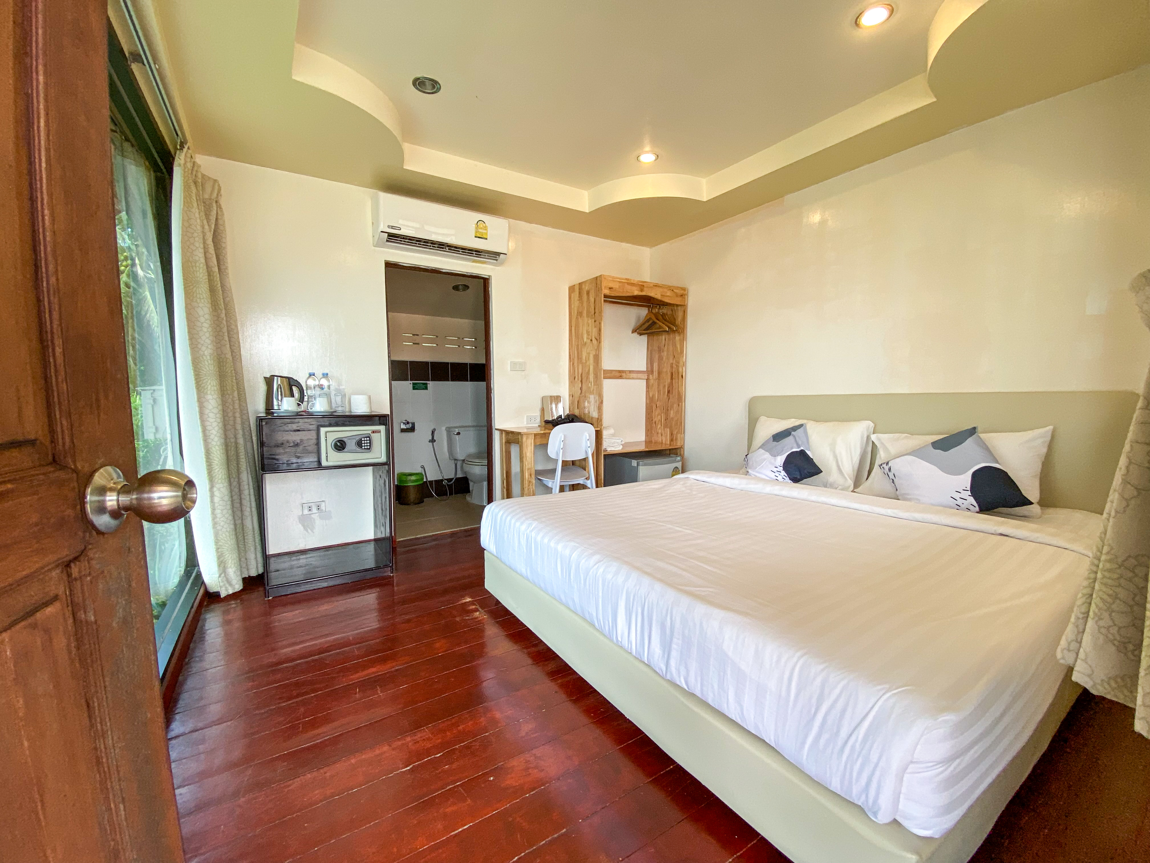 Double One Bedroom One Bathroom