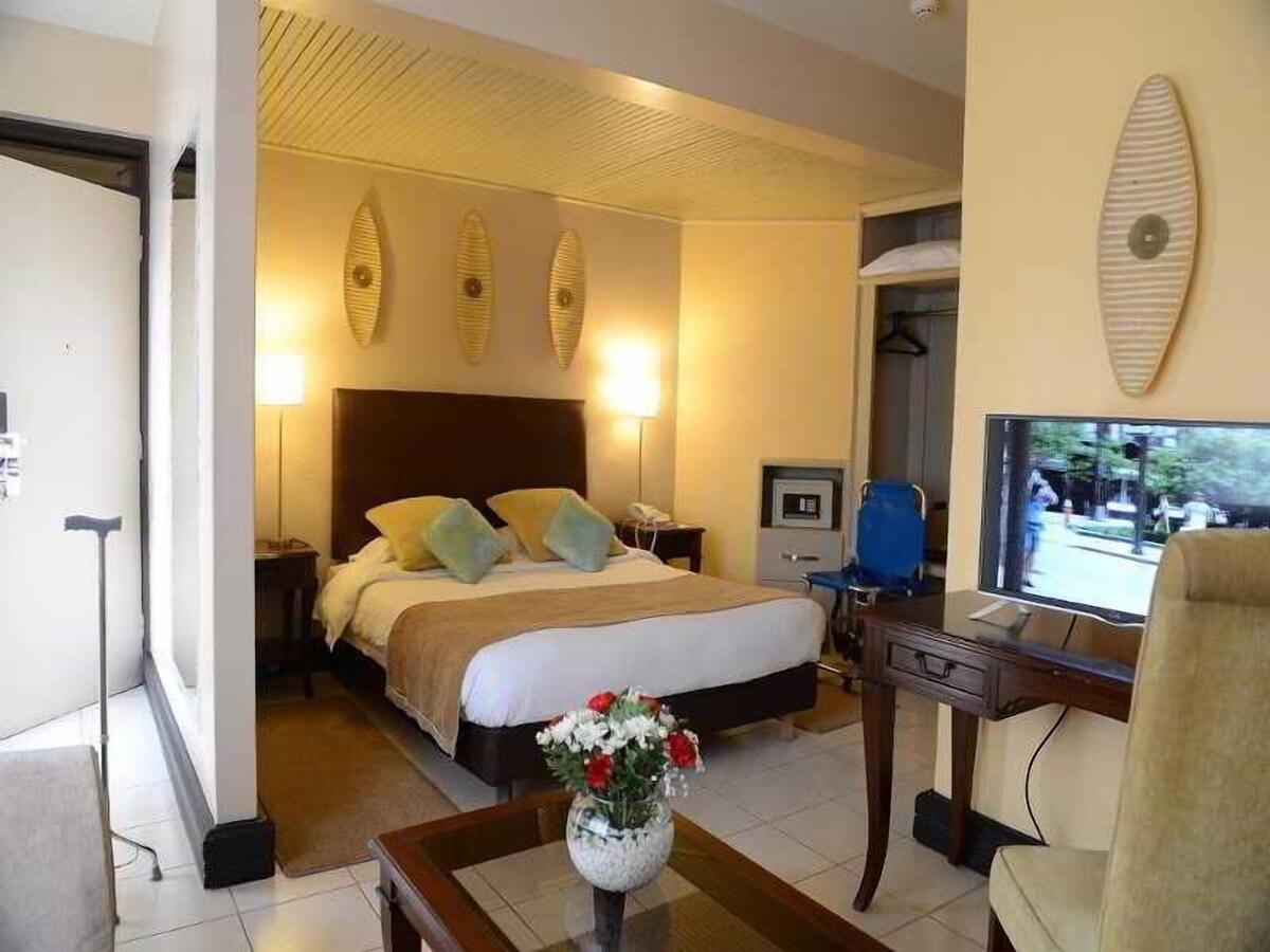 Double King Size Bed