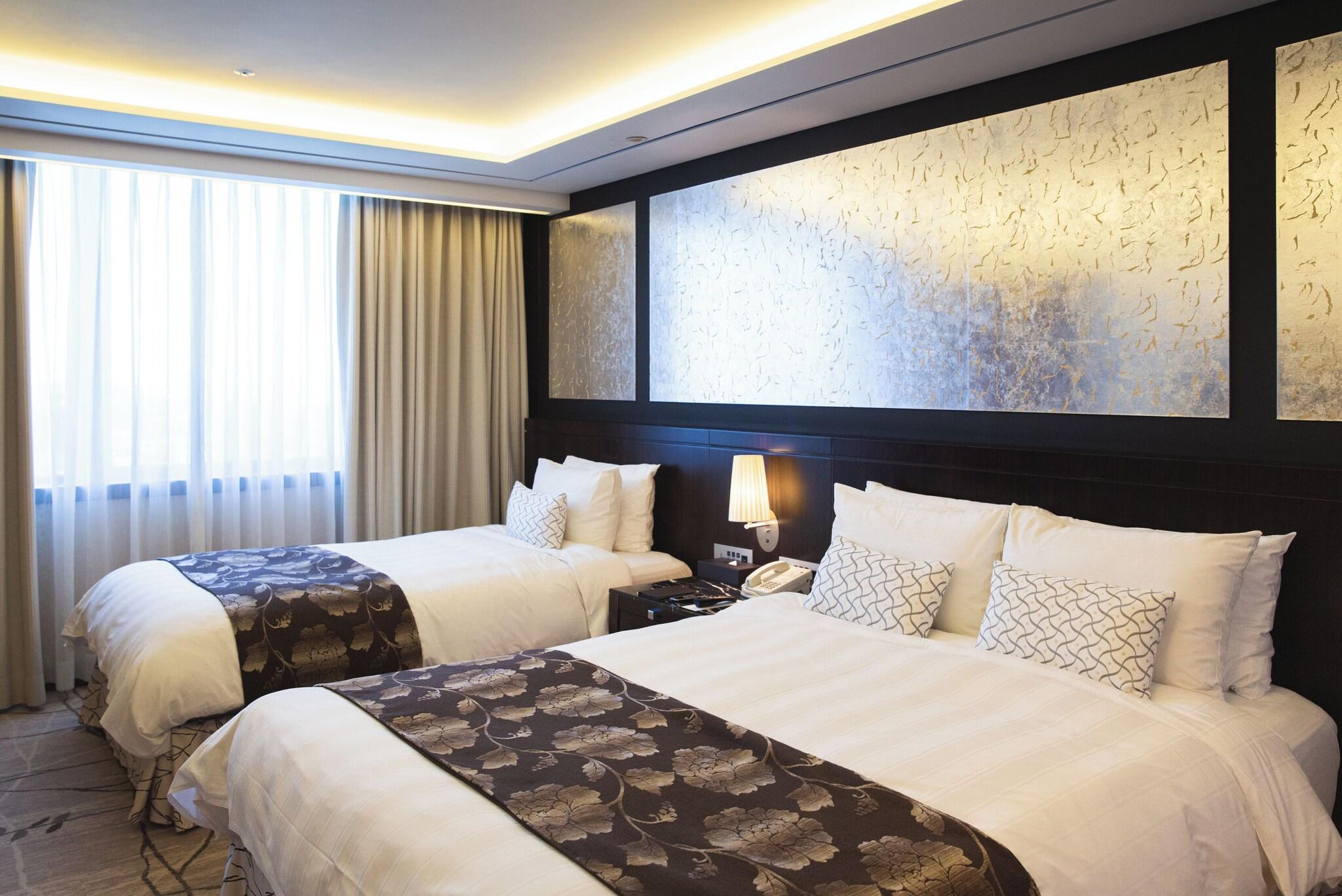 Family Room Deluxe Two Beds