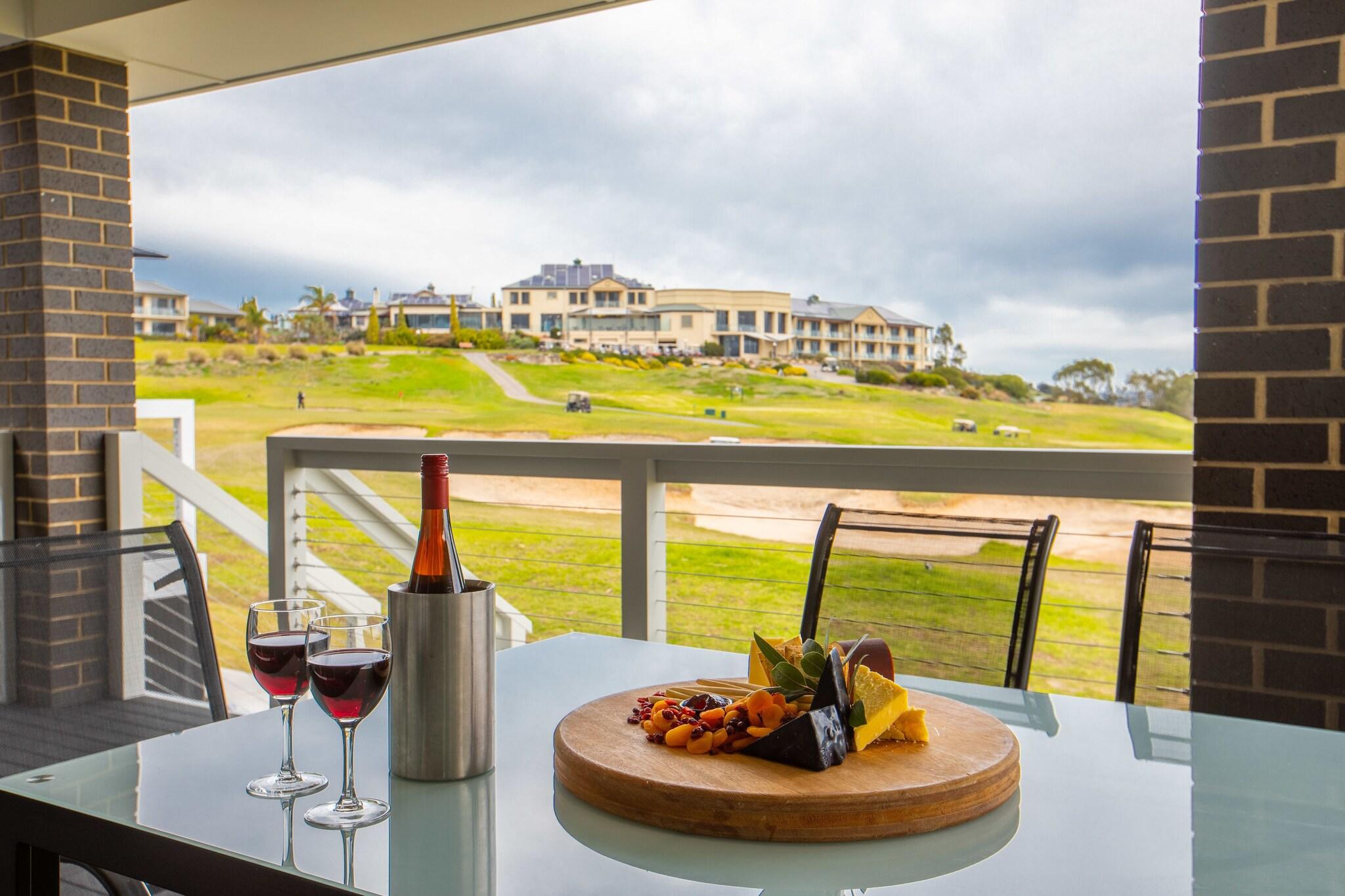 Apartment King Size Bed