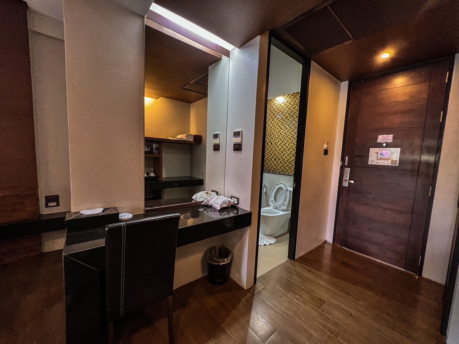 Double Deluxe One Bed