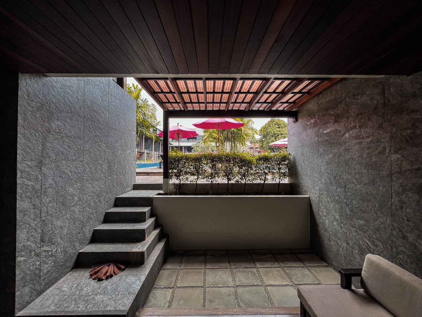 Double Deluxe One Bed