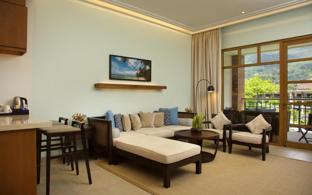 Suite with Kitchenette