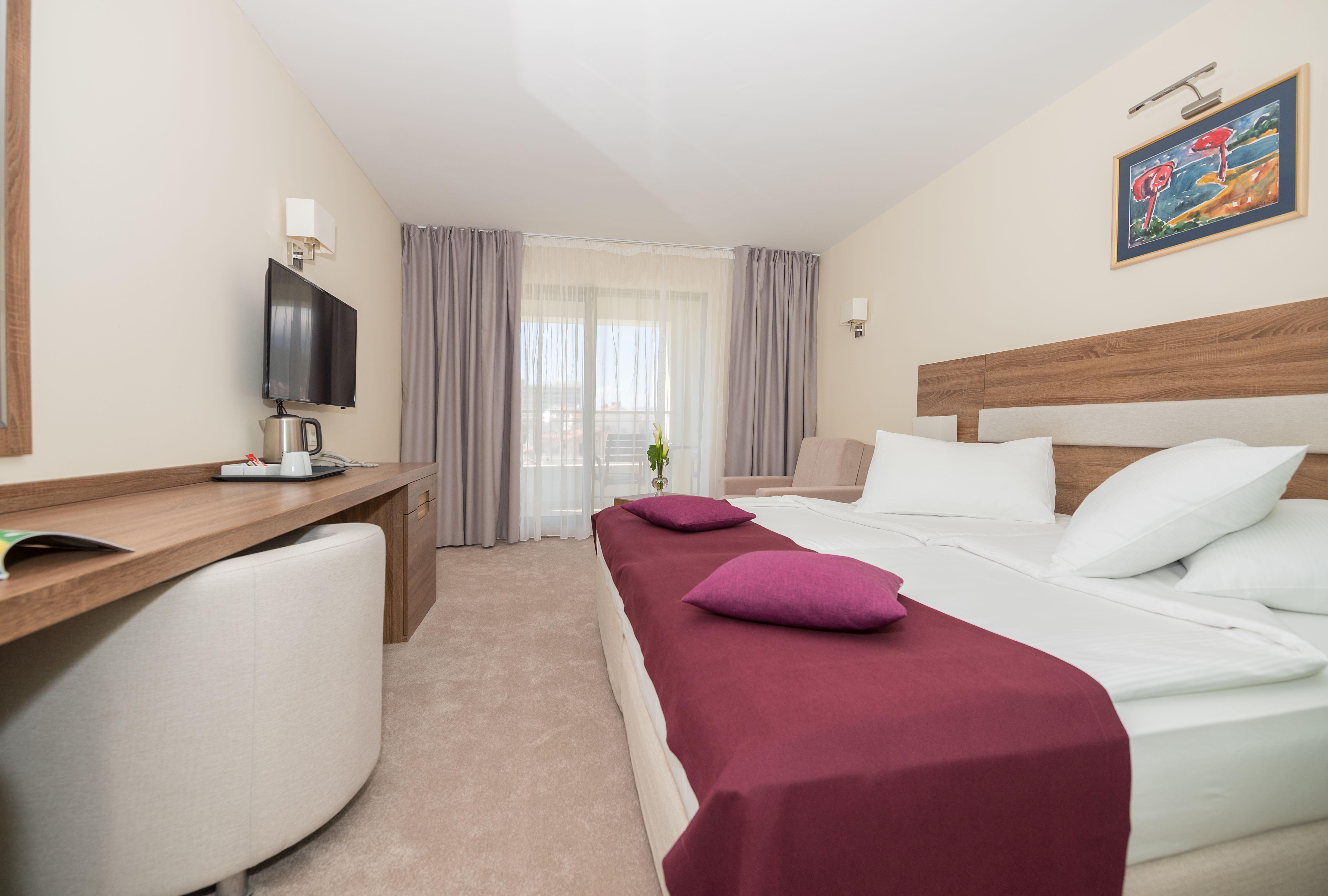 Double Single Park View with Balcony