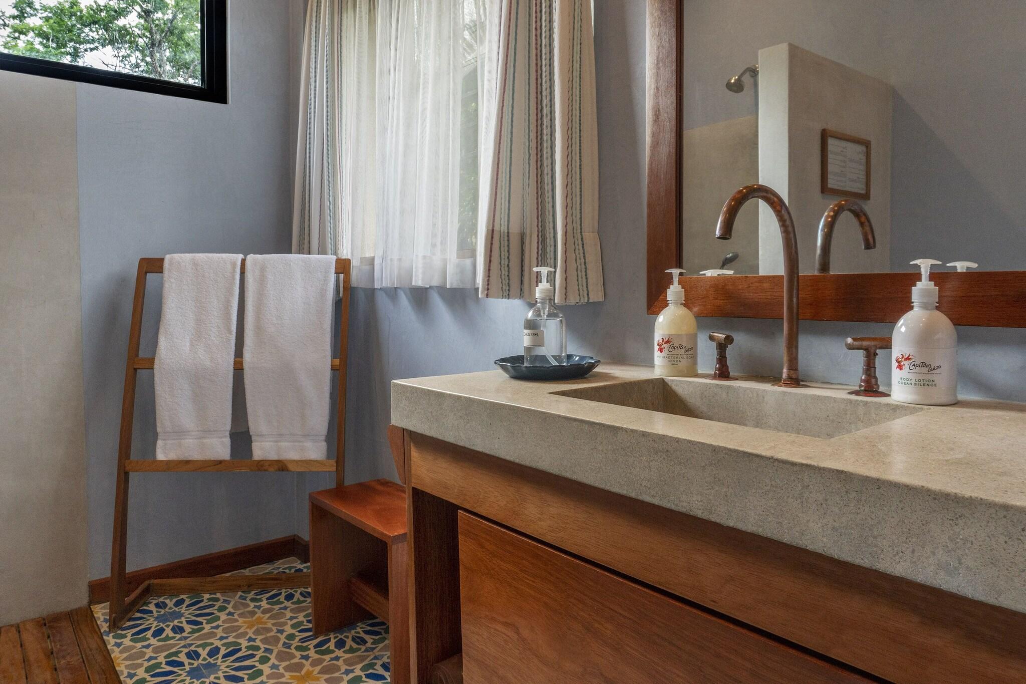 Double Superior King Bed