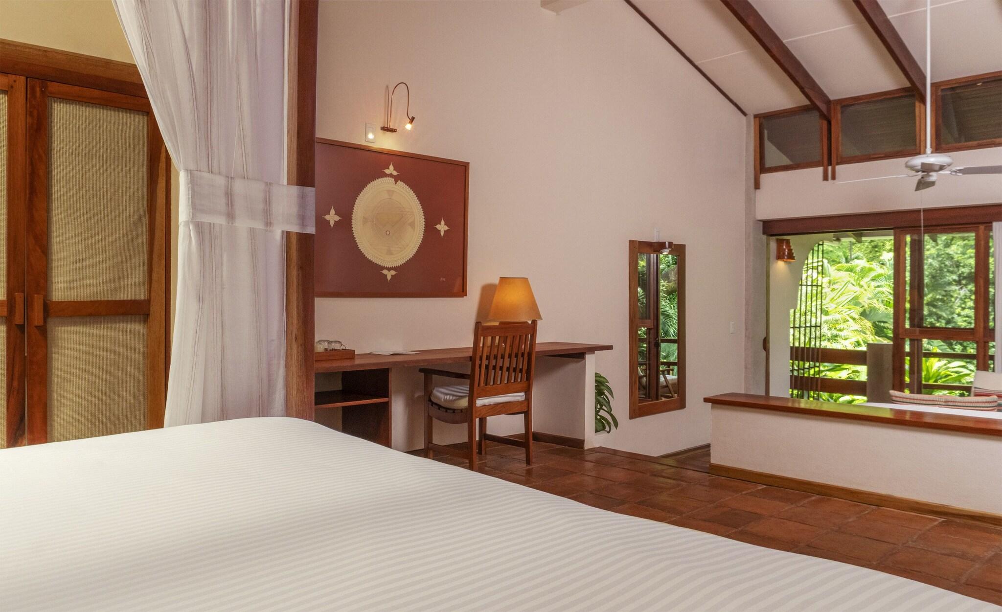 Double Superior King Bed