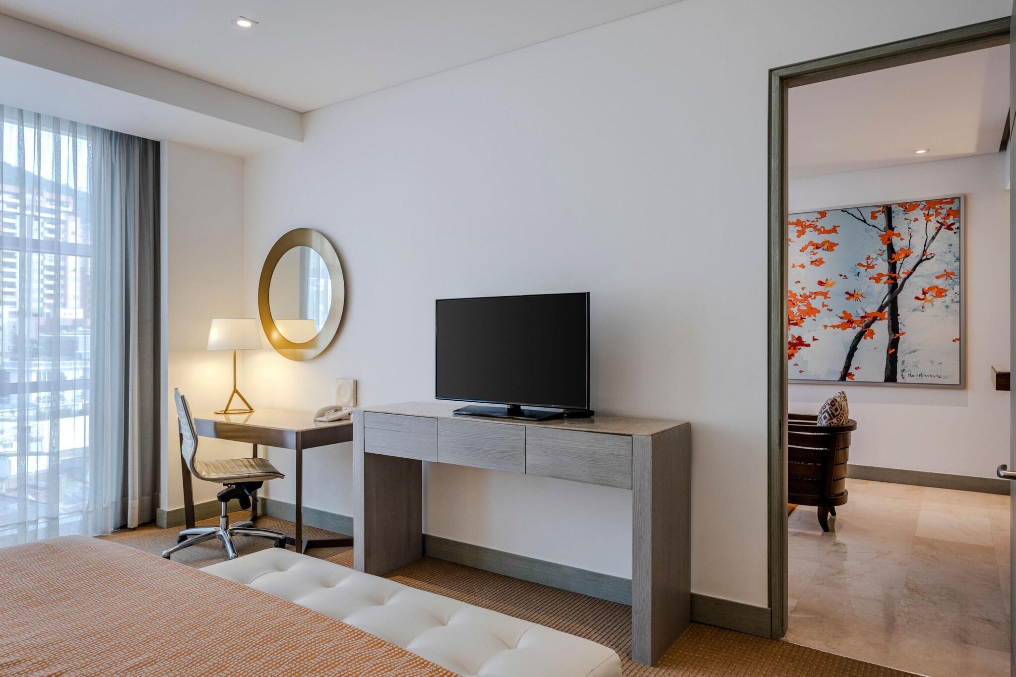 Suite King Bed Non Smoking