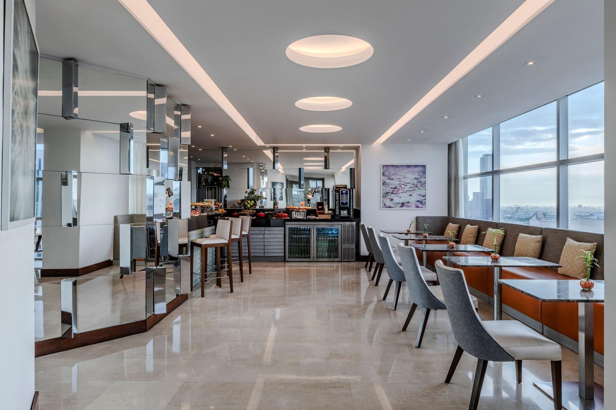 Double Two Double Beds Non Smoking