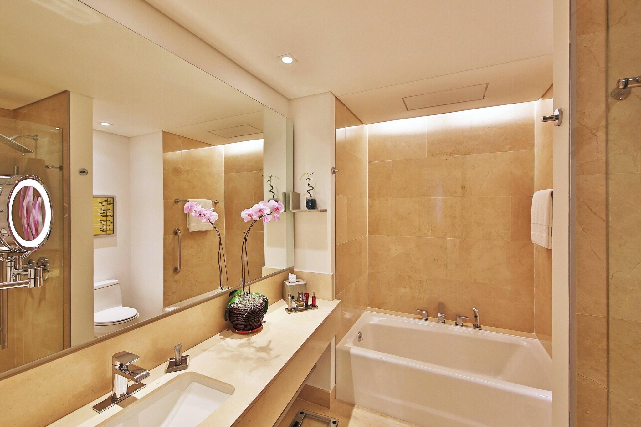 Studio King Bed Non Smoking