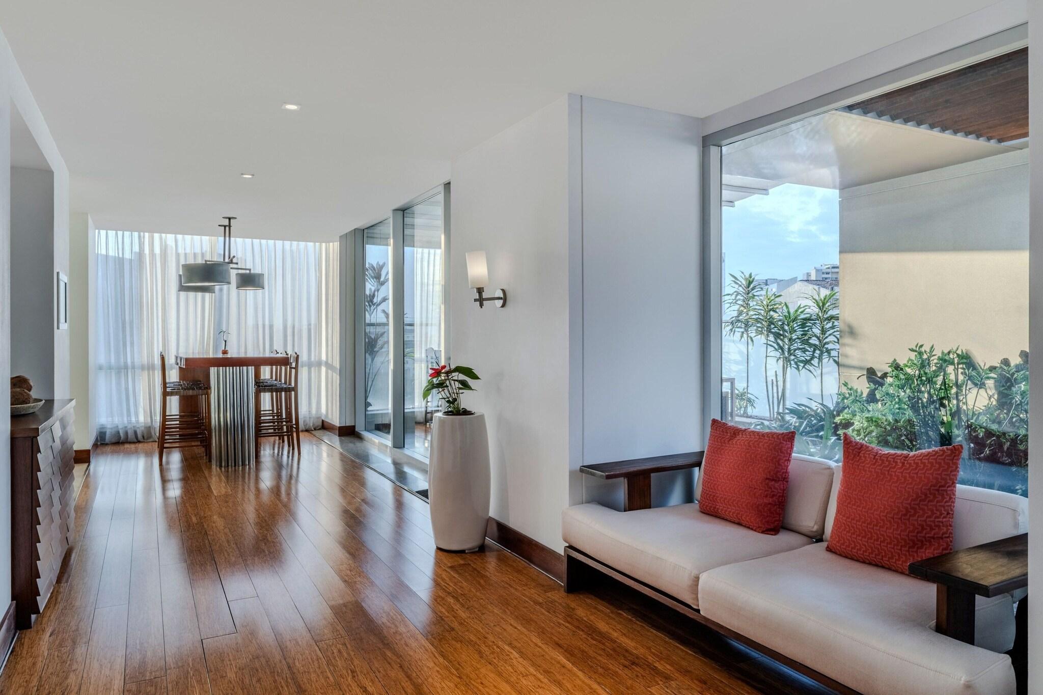 Studio King Bed Non Smoking