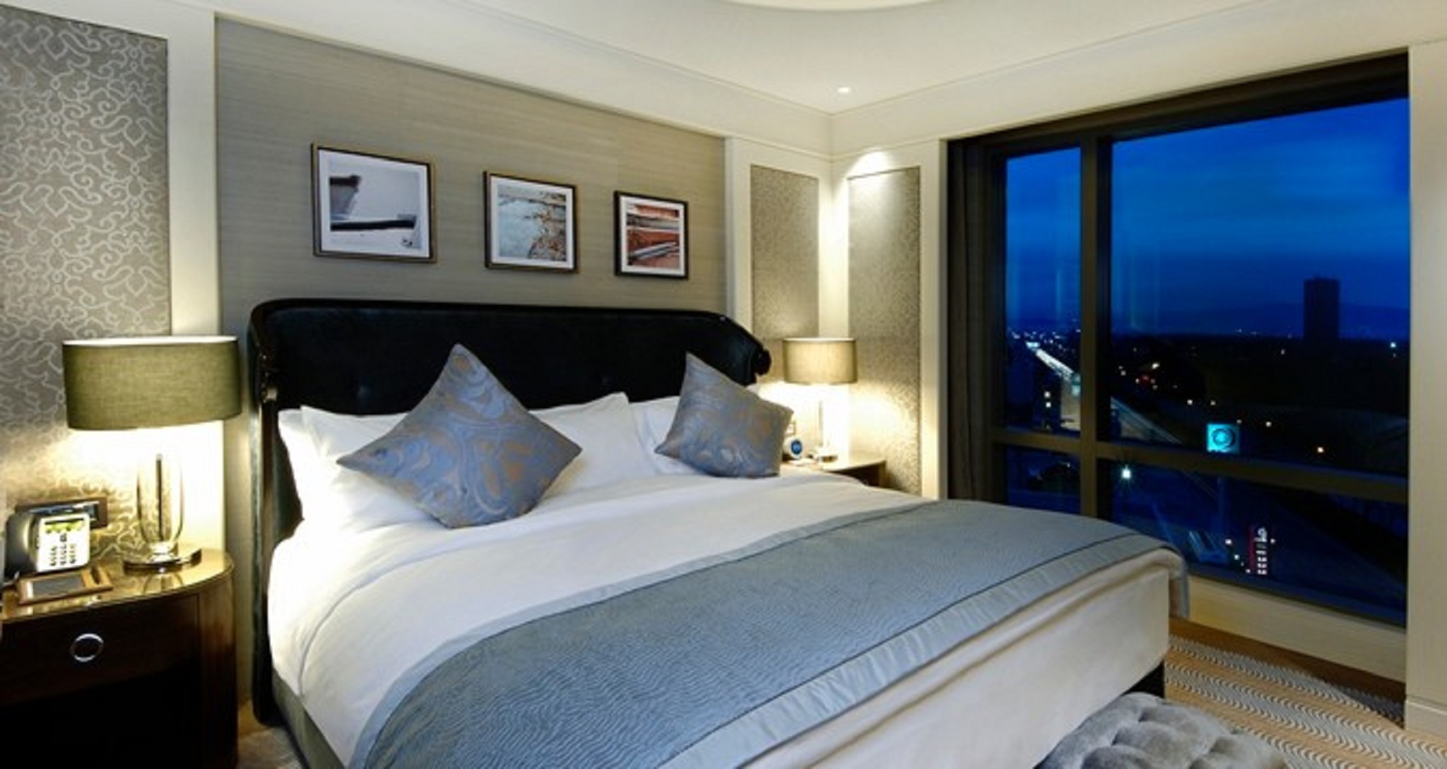 Double Guest Room Queen Bed