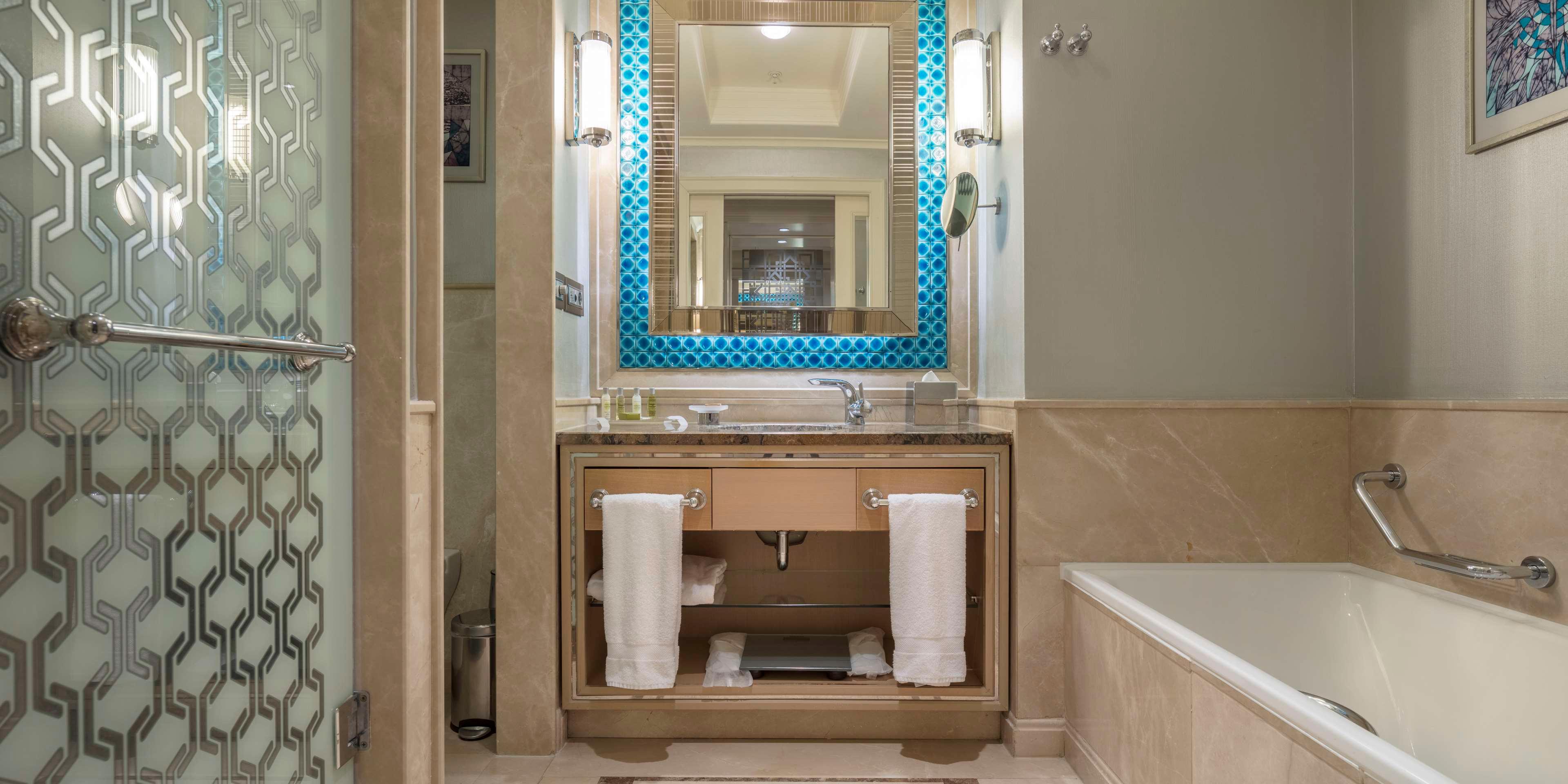 Double Guest Room Queen Bed