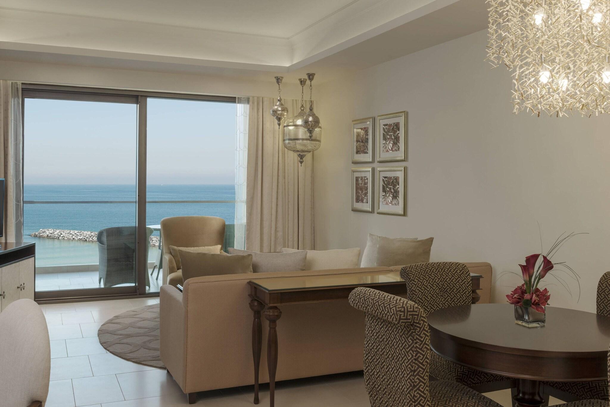 Suite Sea View King Bed