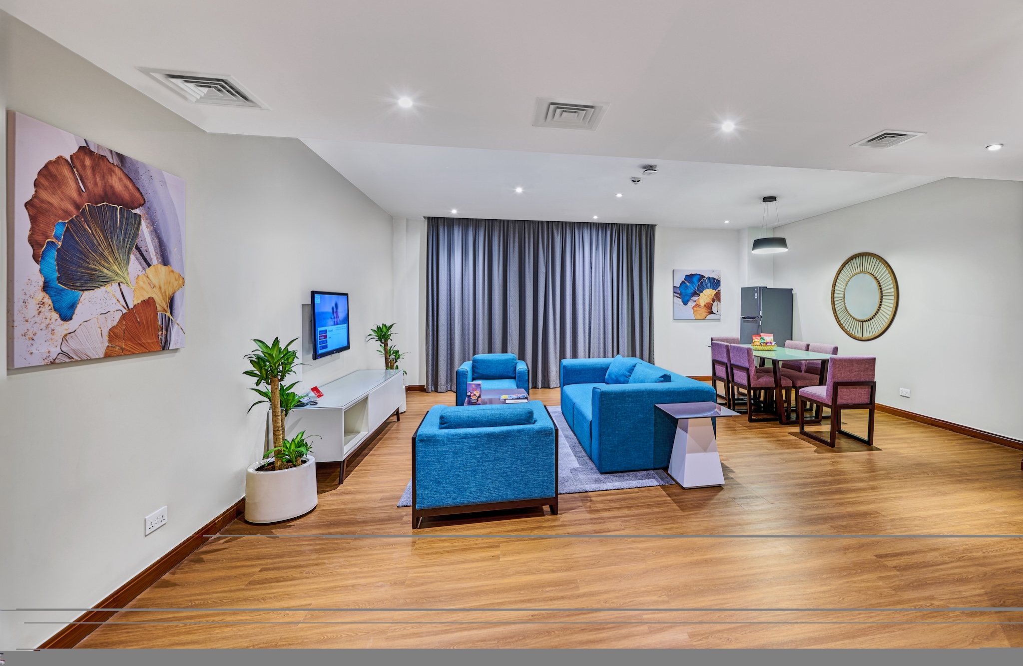 Suite Two Bedrooms with Views