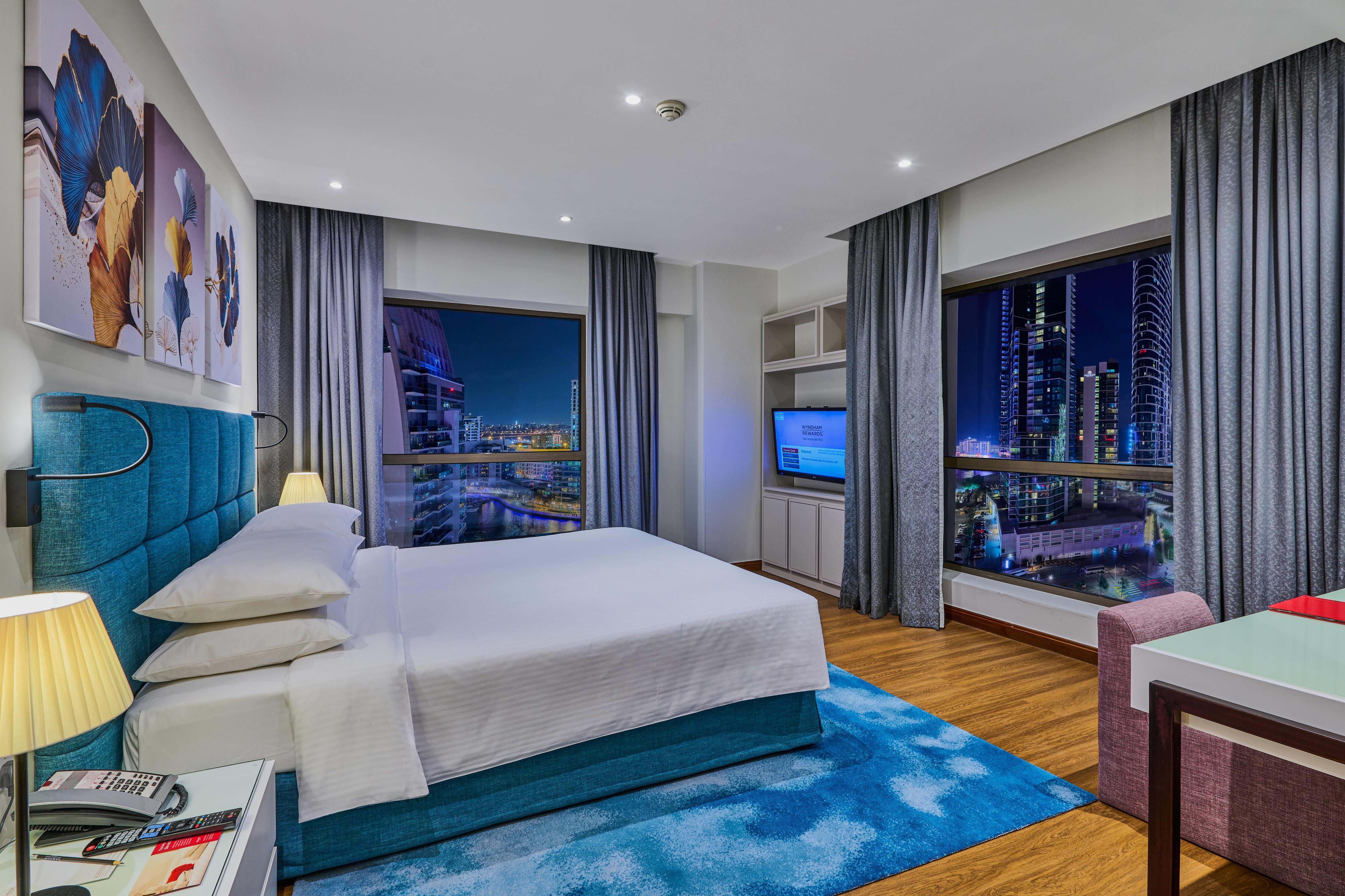 Suite City View
