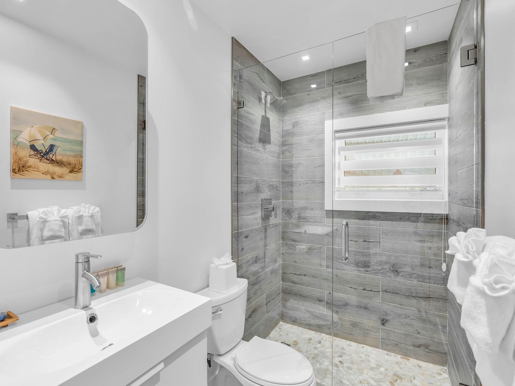 Apartment Deluxe Queen Bed