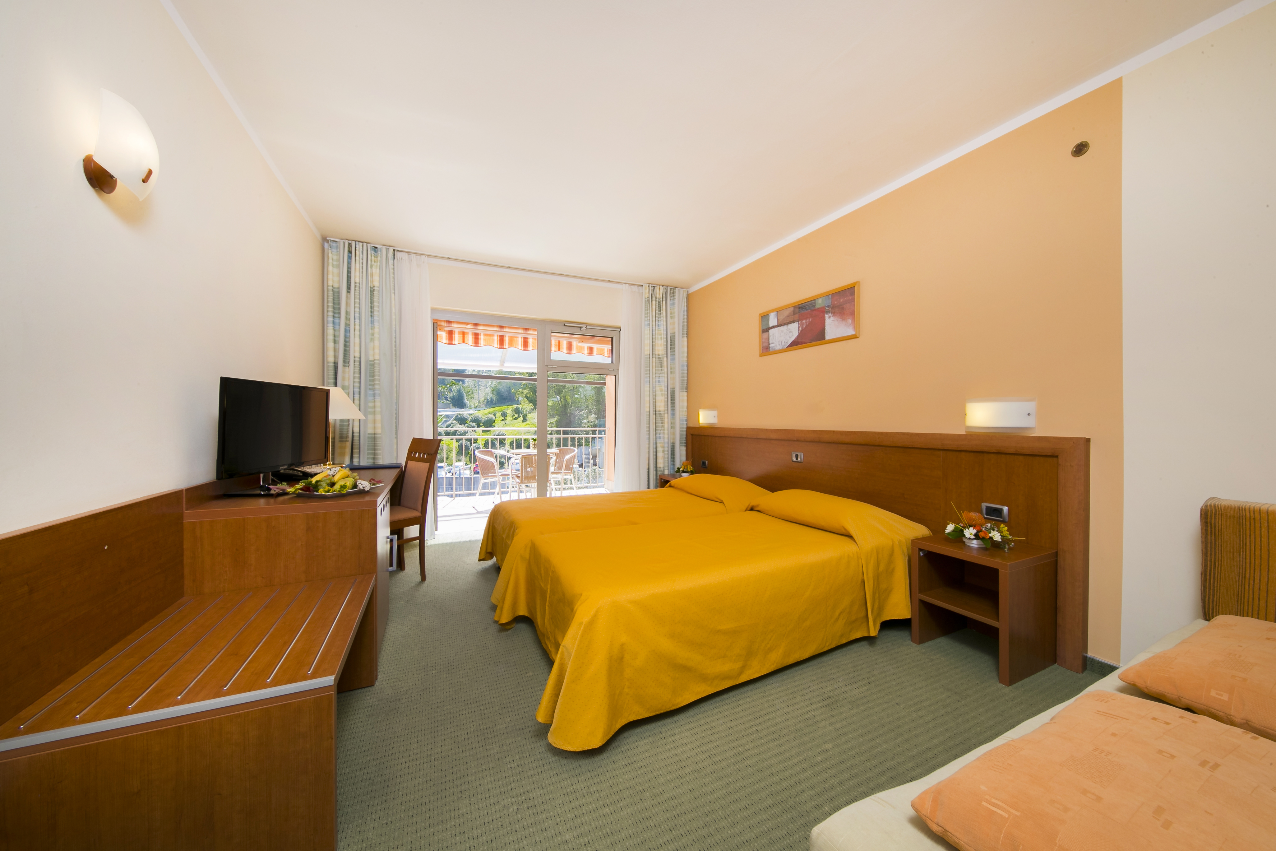 Double or Twin Superior