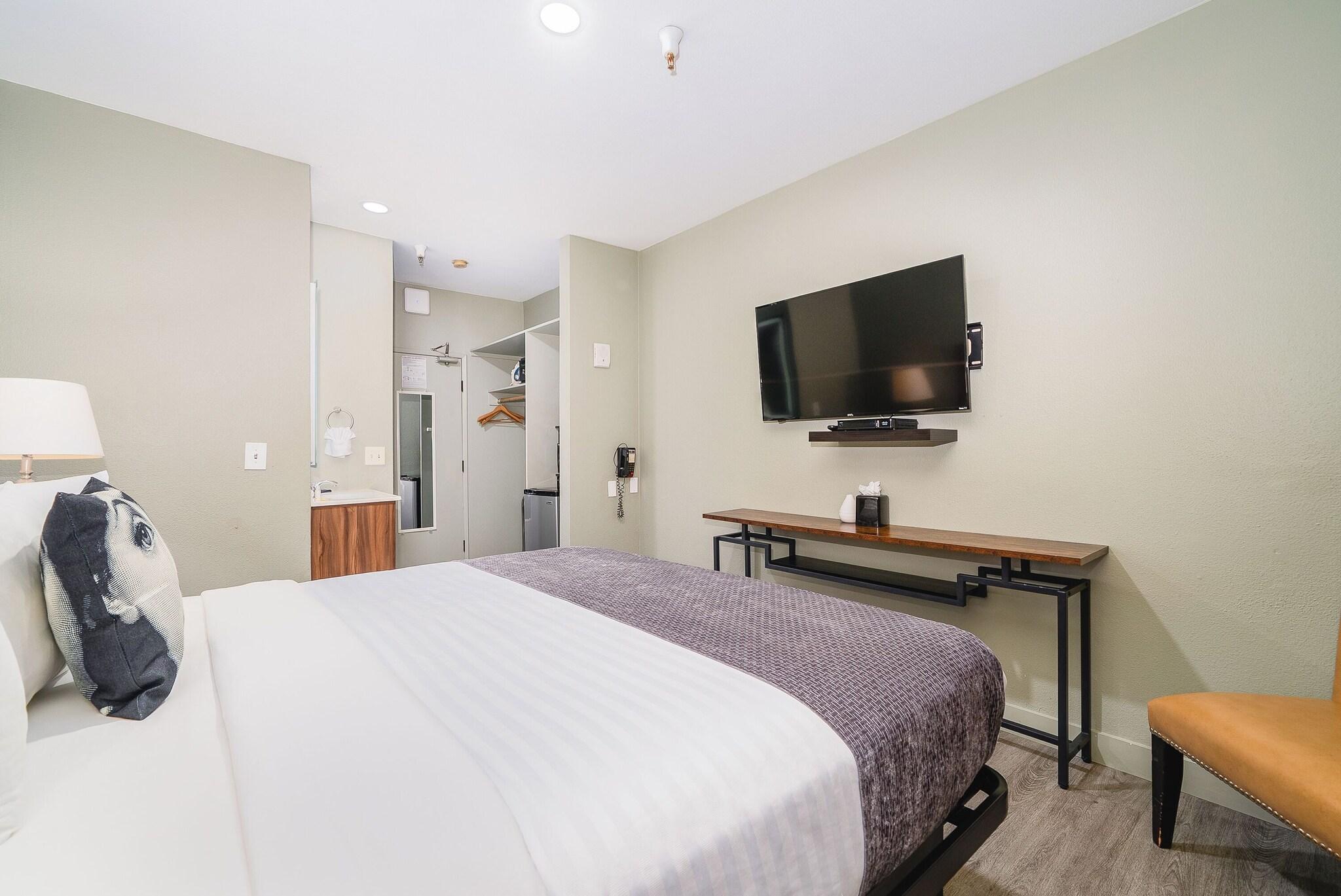 Double King Size Bed