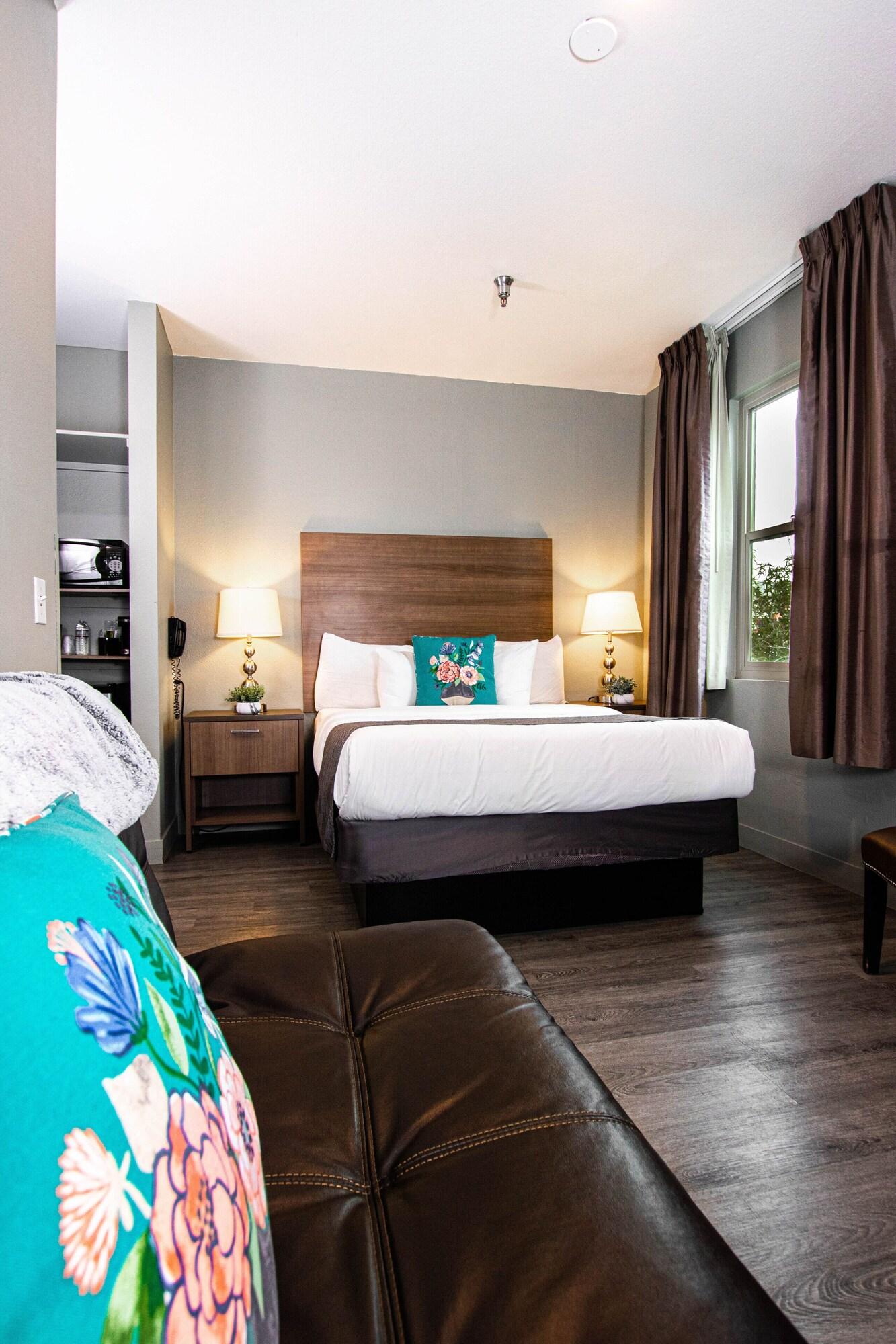 Double Queen Size Bed