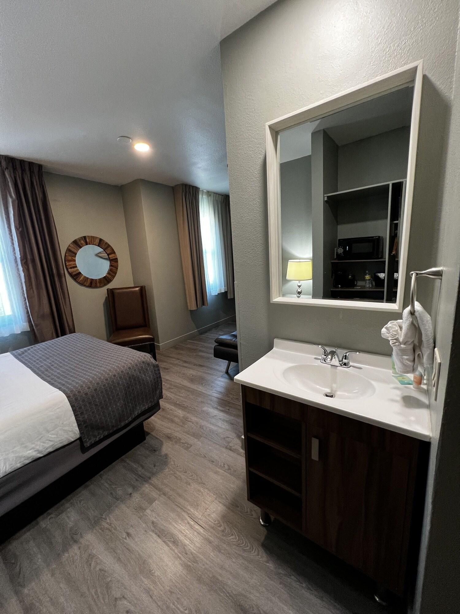 Double Queen Size Bed